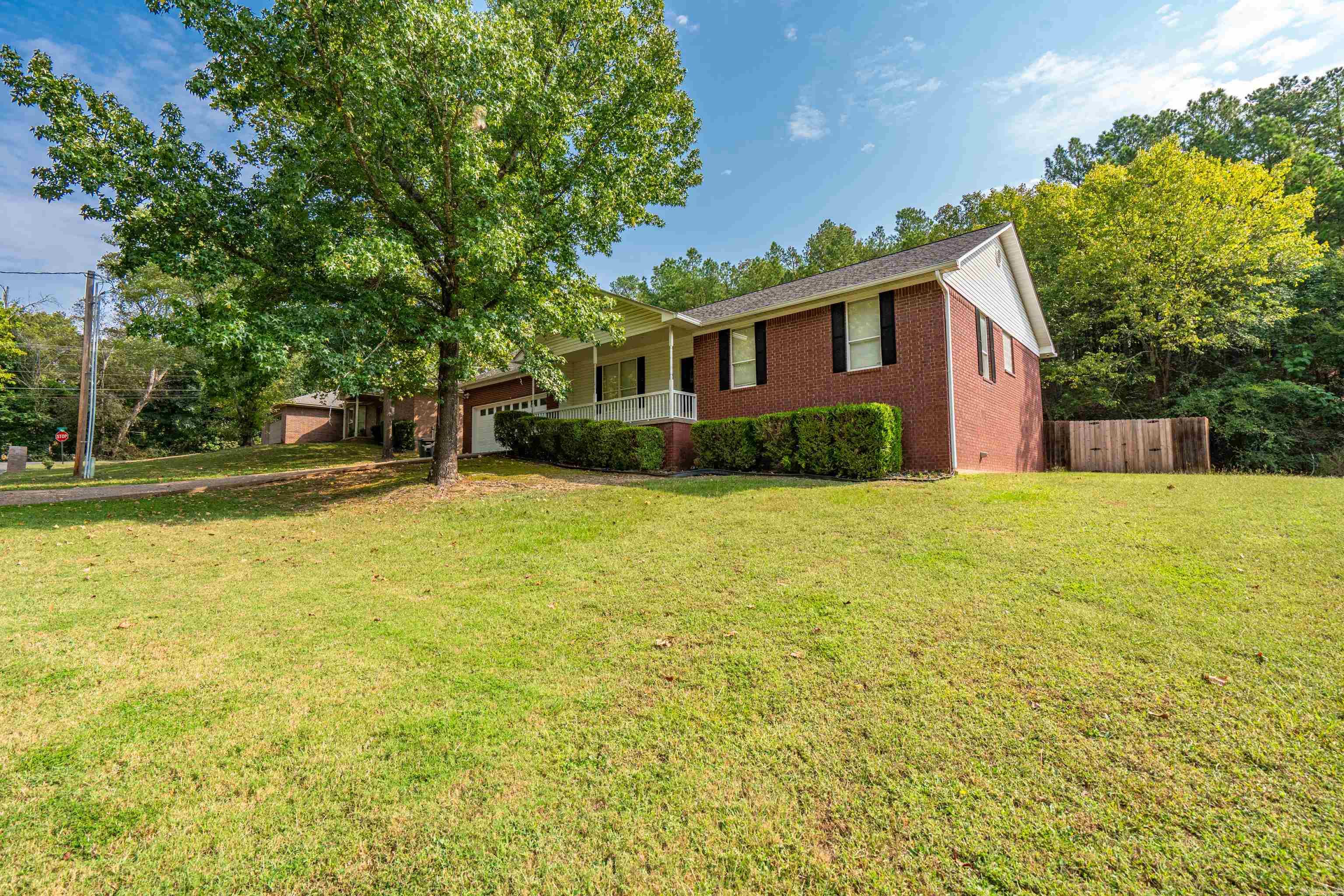 112 Apache  Hot Springs, AR