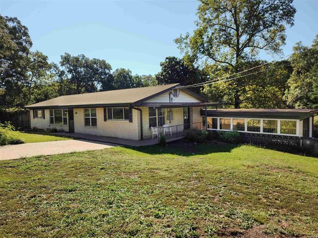 323  Lakeshore  Hot Springs, AR