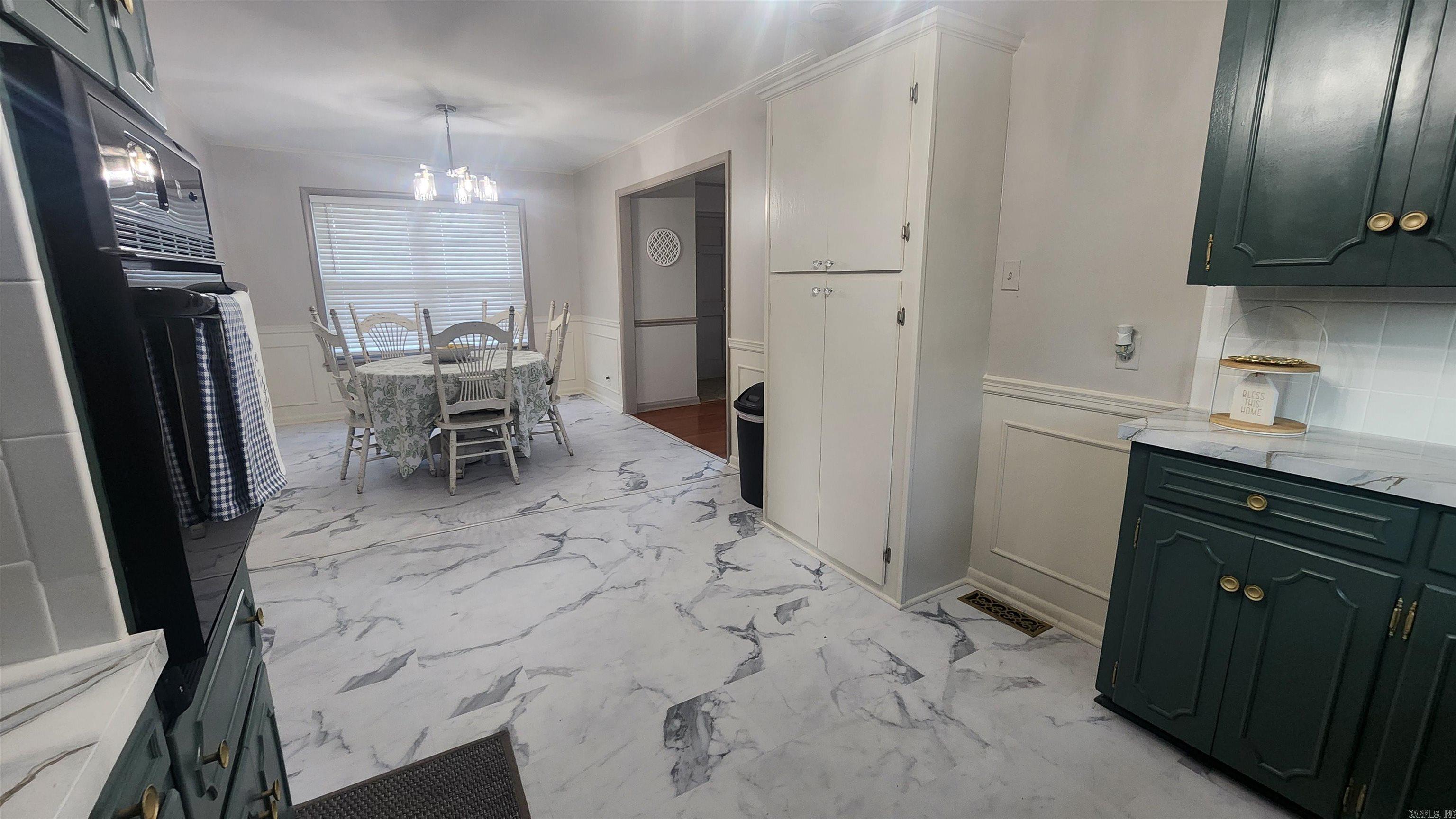 323 Lakeshore  Hot Springs, AR