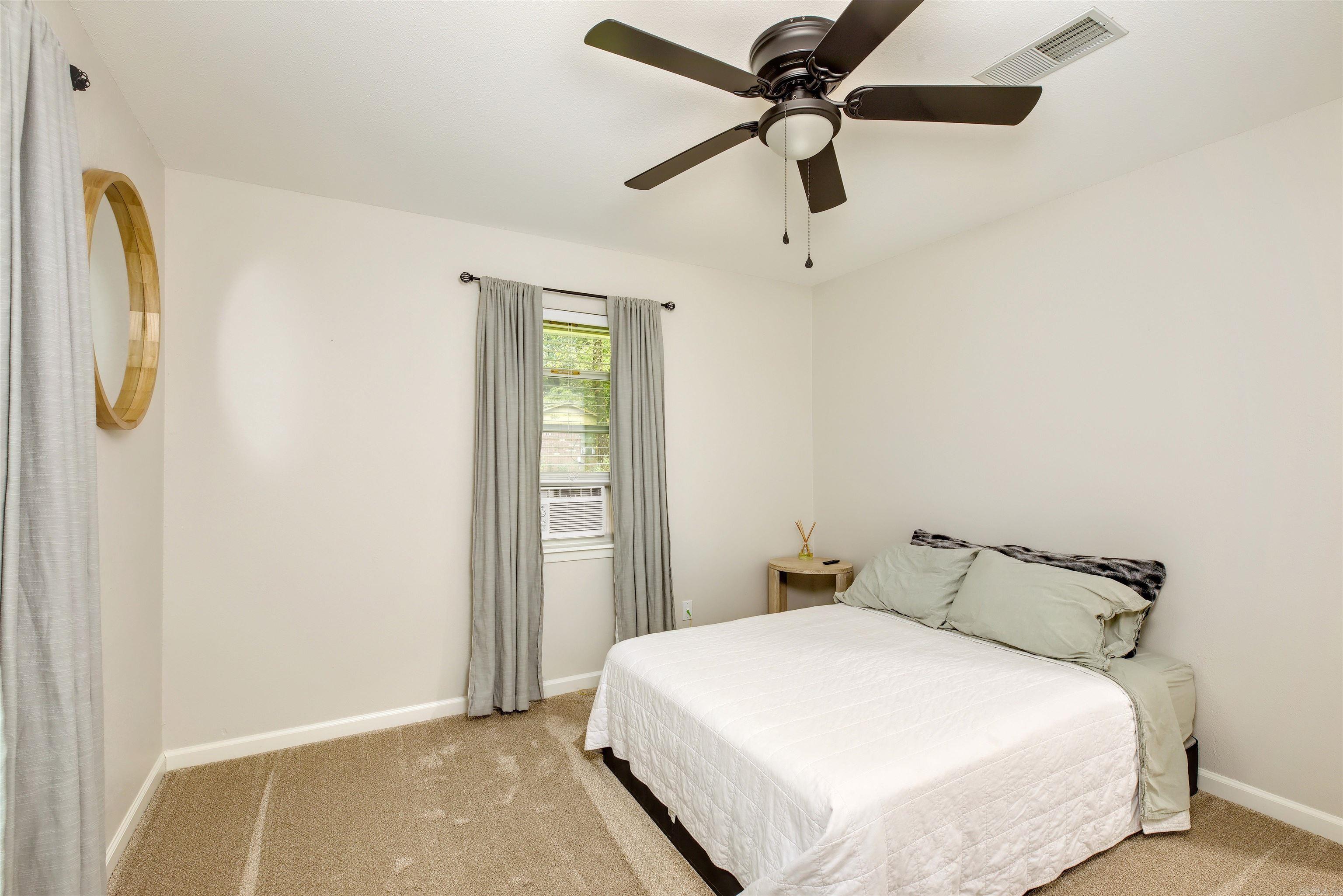 1900 Ginnett  White Hall, AR