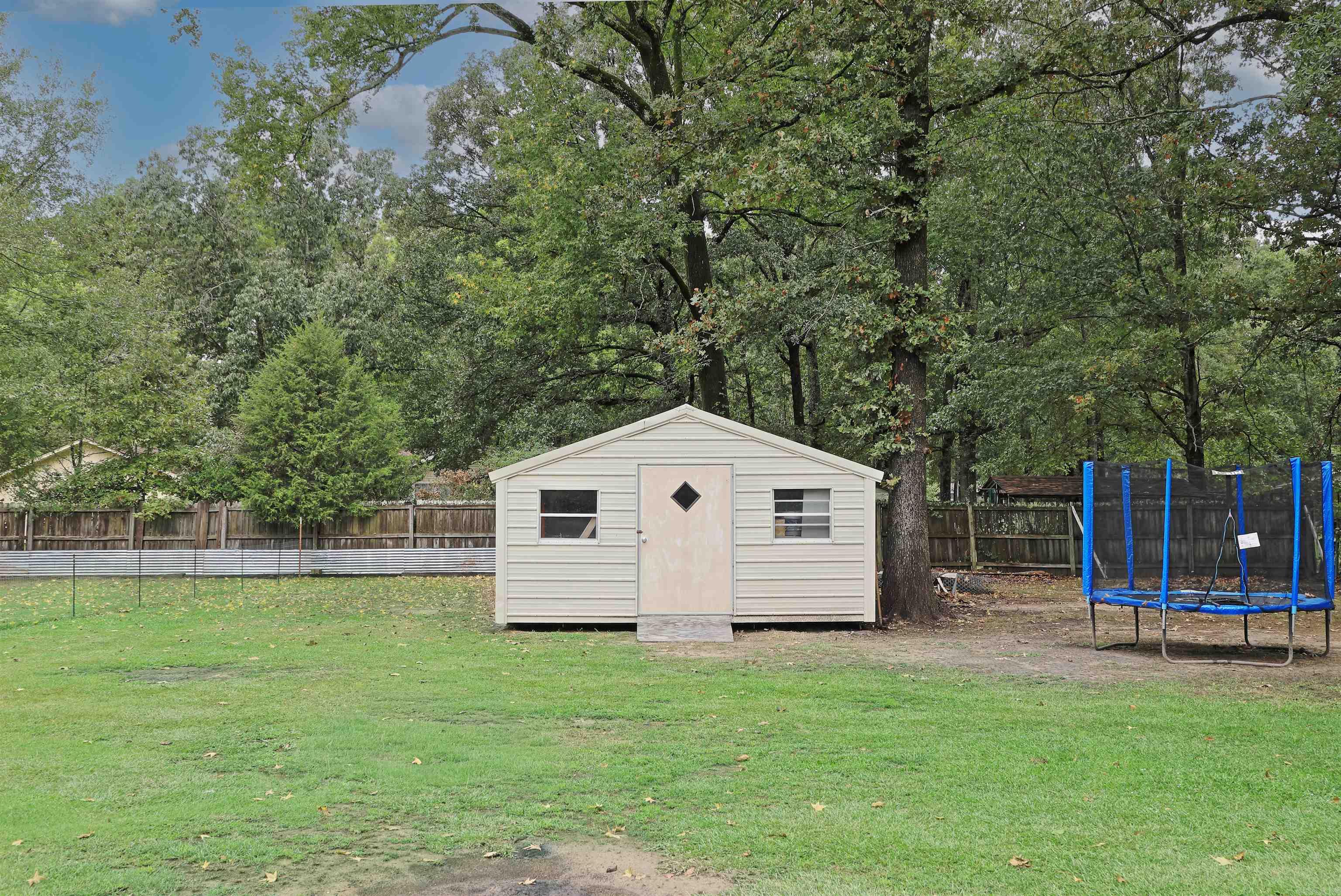 1900 Ginnett  White Hall, AR
