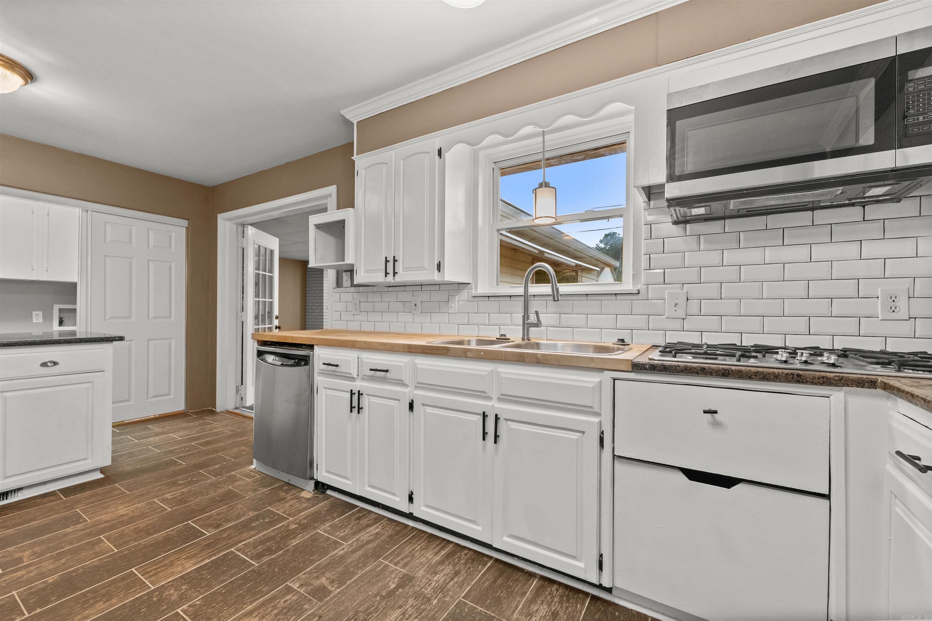 5612 Division  North Little Rock, AR