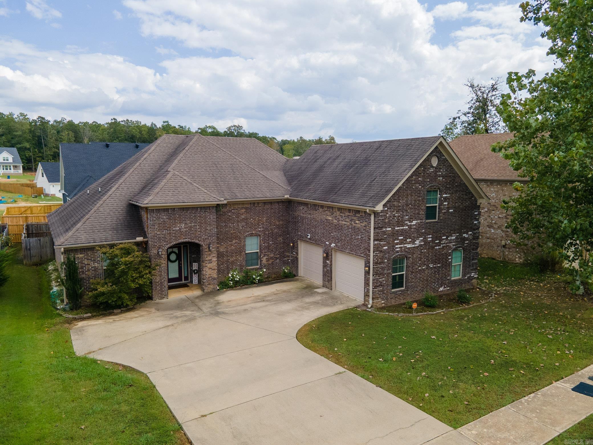 6899 Grace Village  Alexander, AR