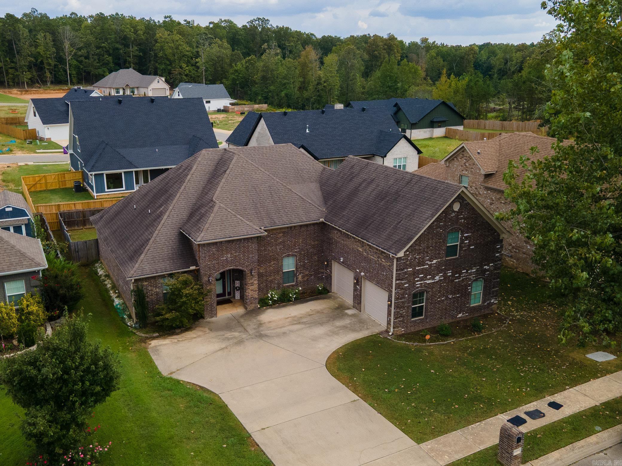 6899 Grace Village  Alexander, AR