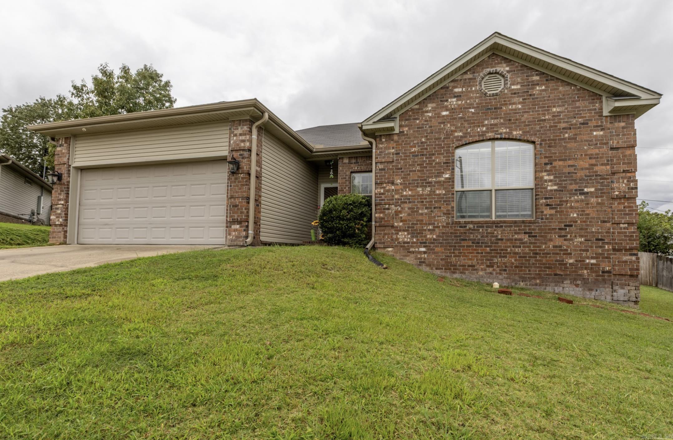 1909 Windridge  Sherwood, AR