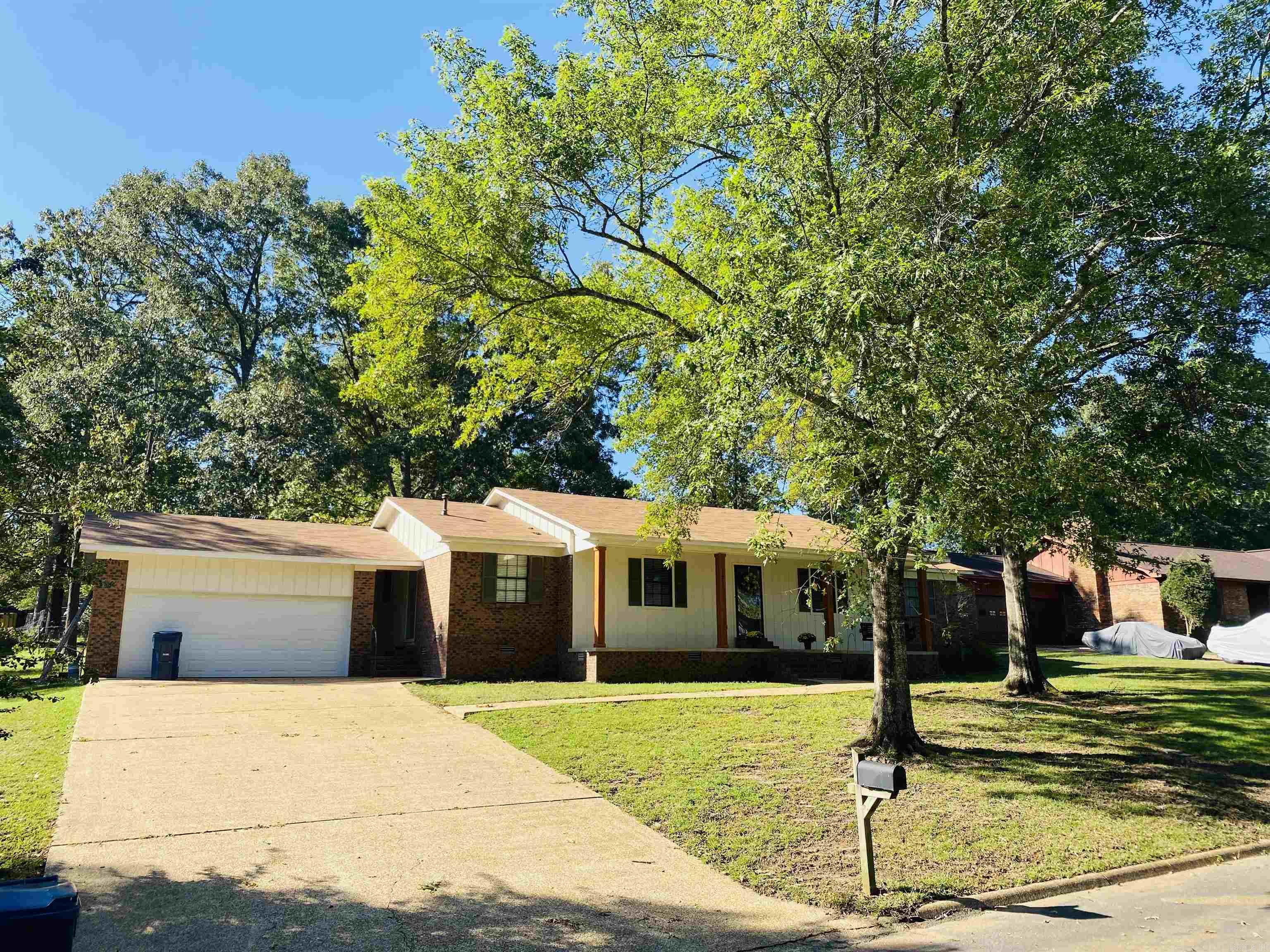 1077 Toltec Street  Camden, AR