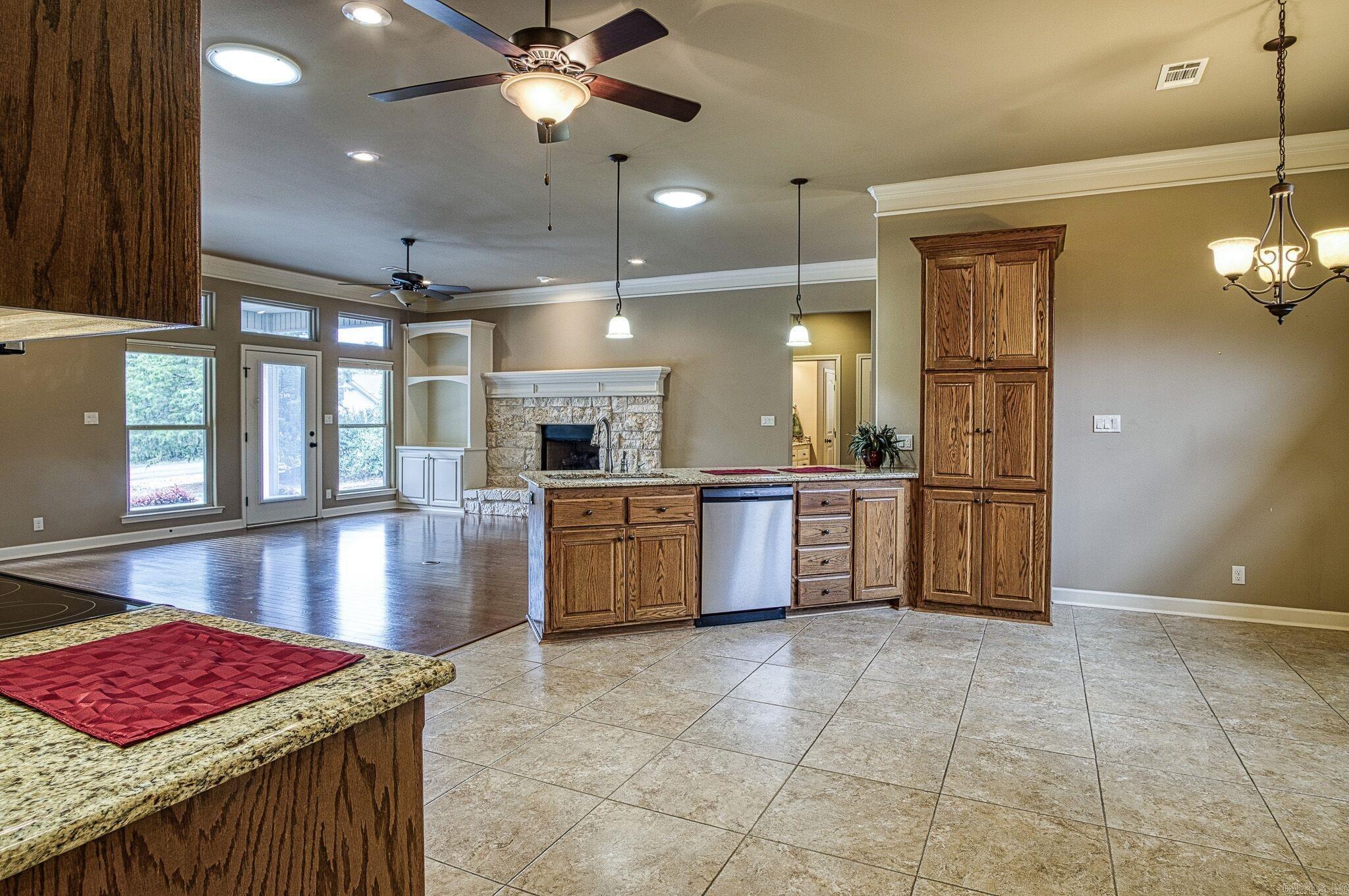 25 Maravilla  Hot Springs Village, AR