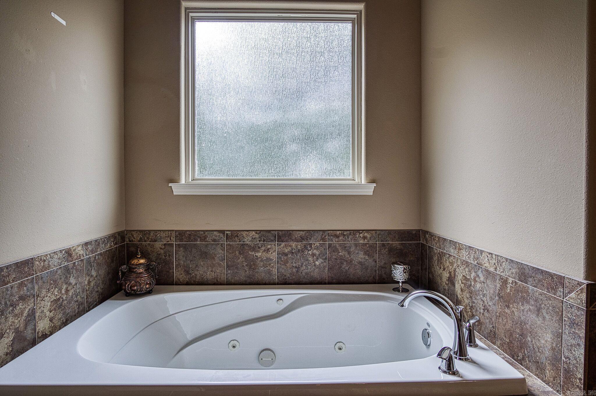 25 Maravilla  Hot Springs Village, AR