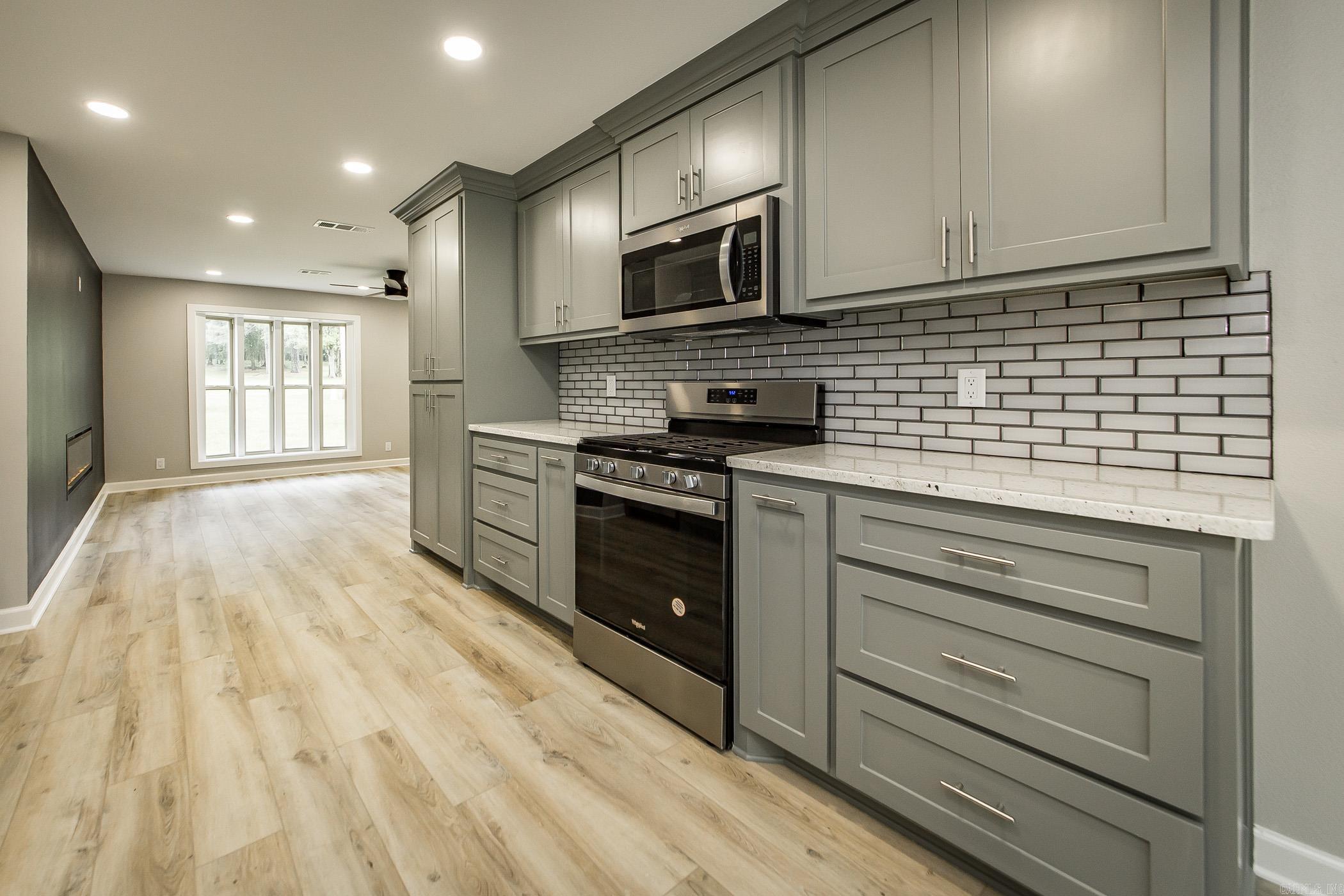 1491 Southfork  Gurdon, AR
