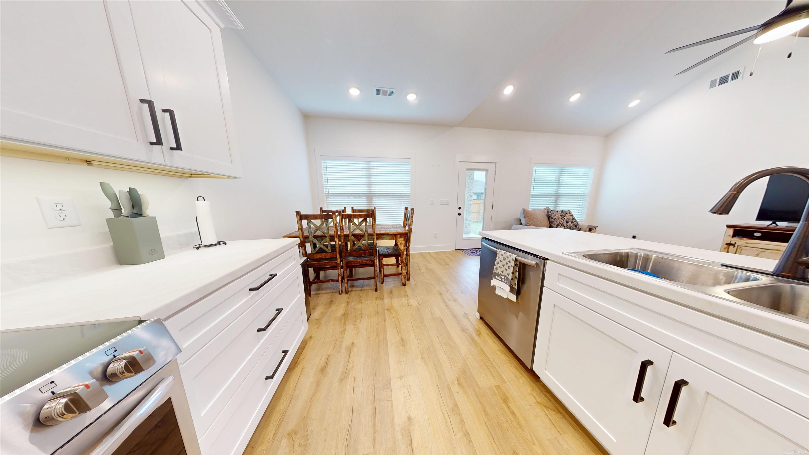 4561 Plymouth  Jonesboro, AR