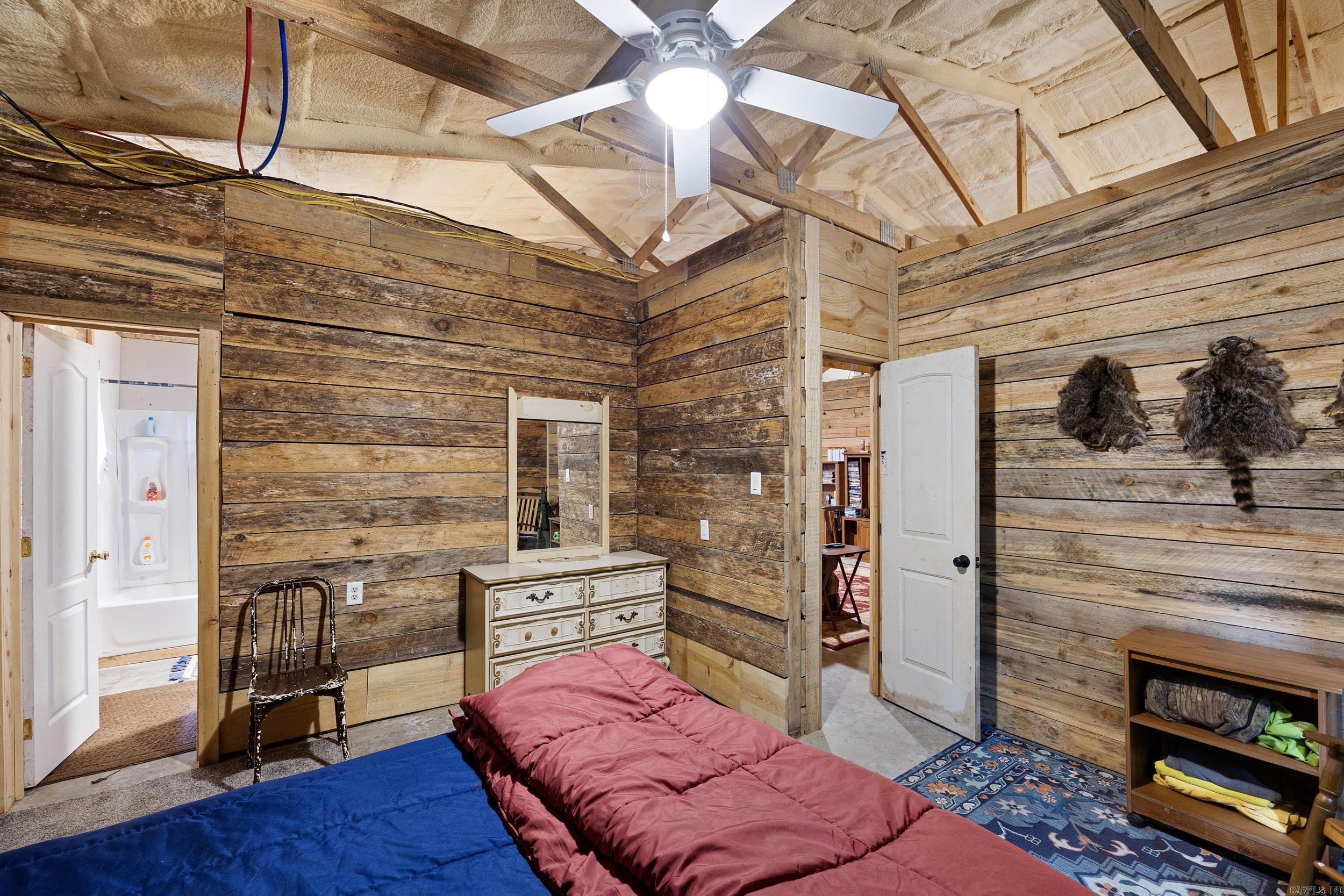 11882 E Old Belleville  Belleville, AR