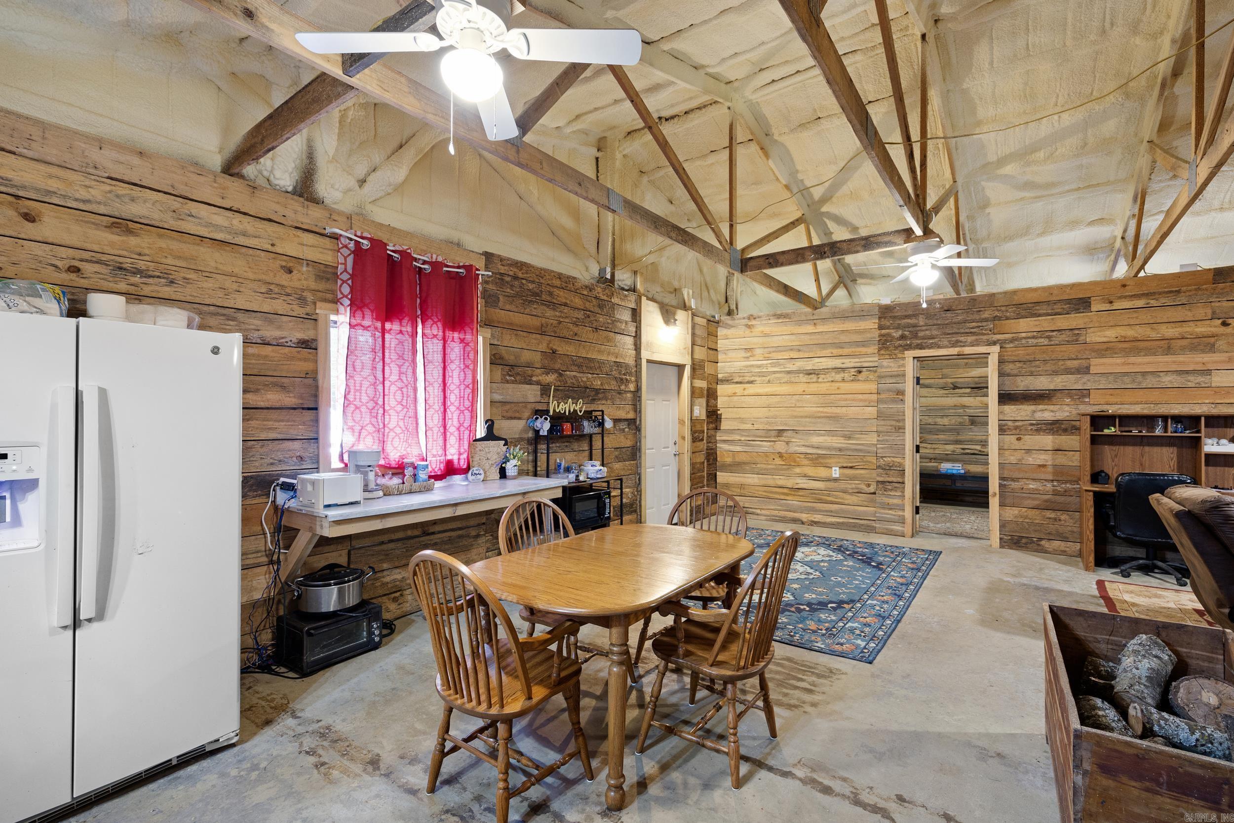 11882 E Old Belleville  Belleville, AR