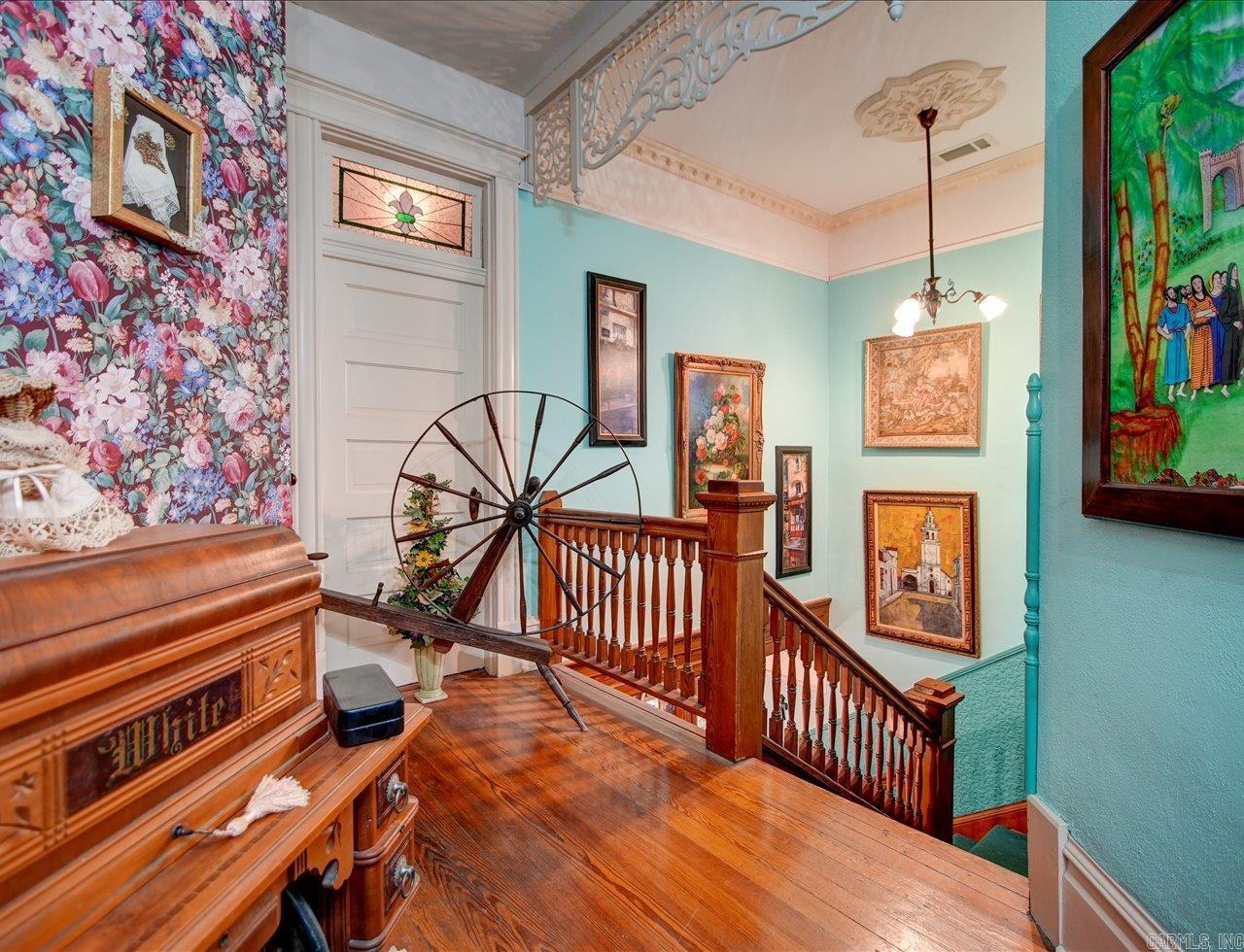 318 Quapaw  Hot Springs, AR