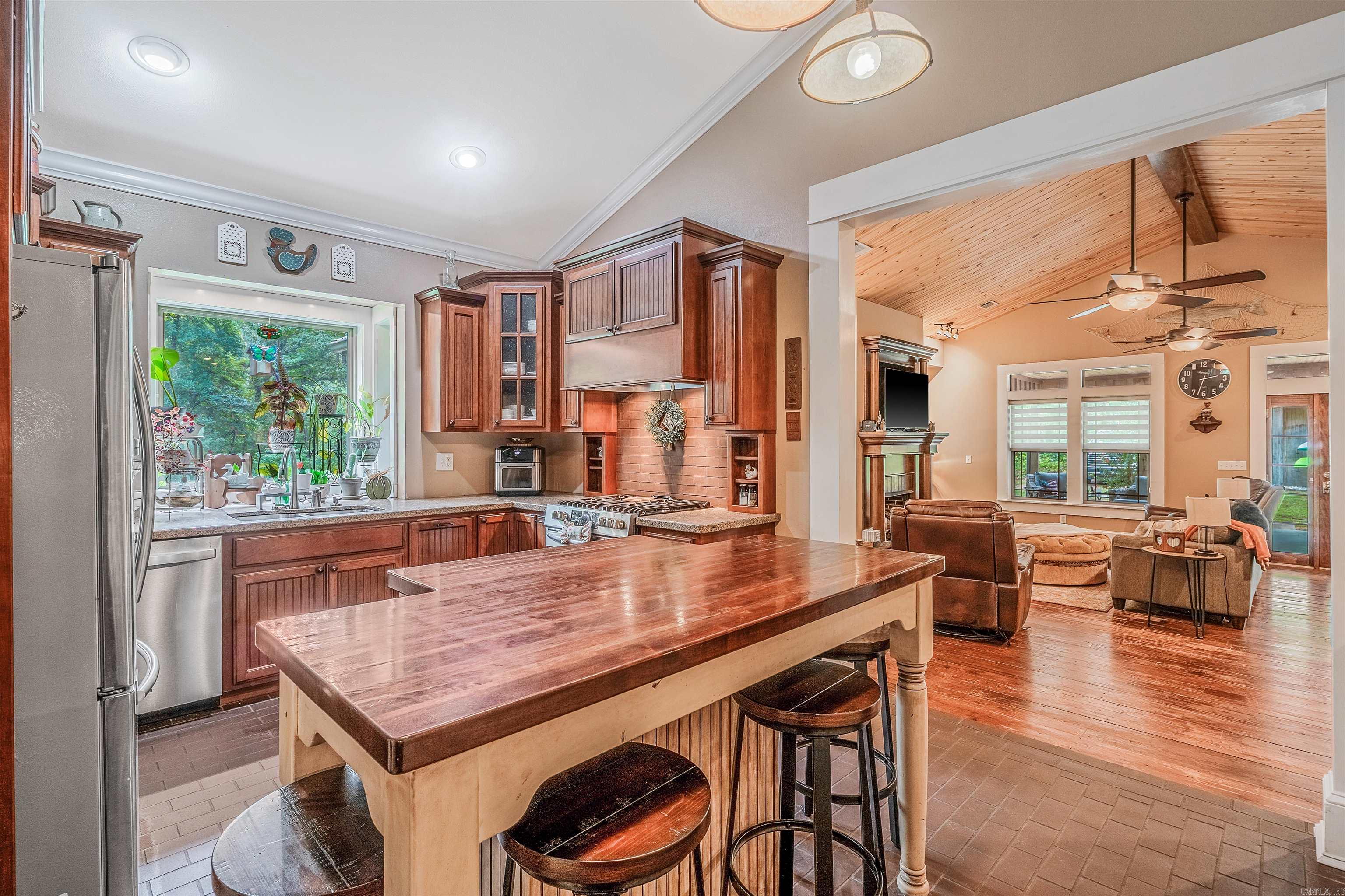 1089 River Road  Shirley, AR