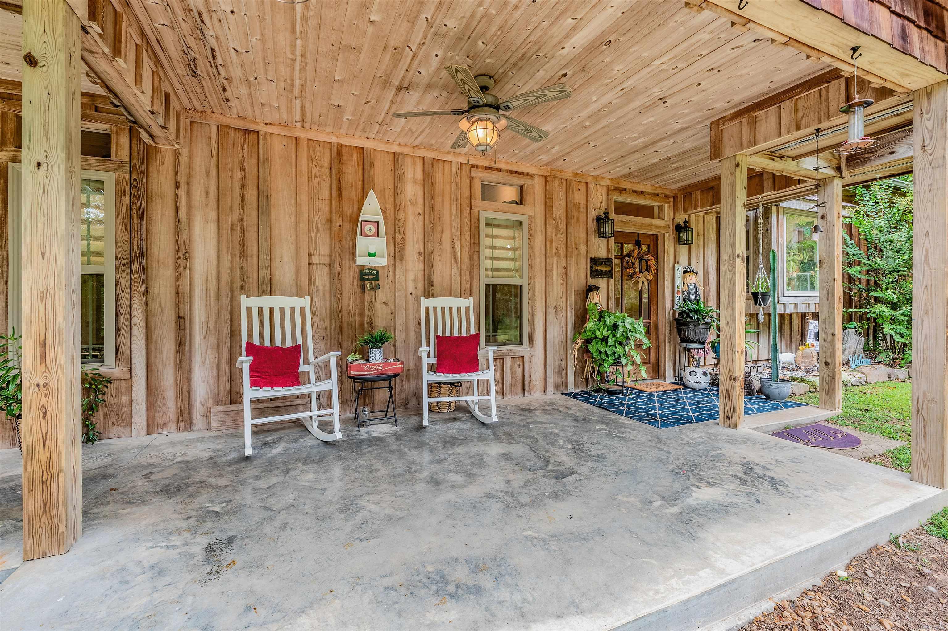 1089 River Road  Shirley, AR