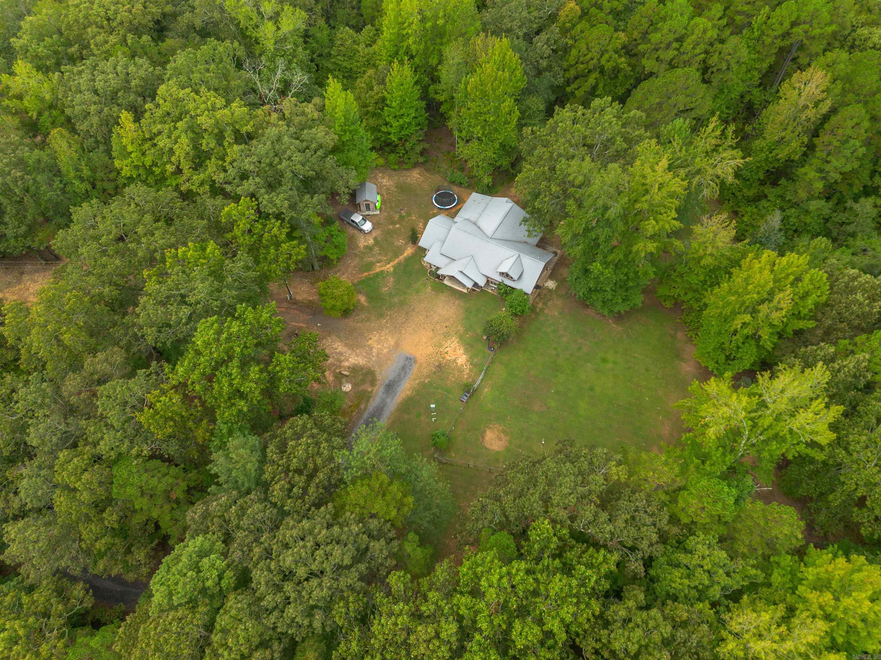 1089 River Road  Shirley, AR