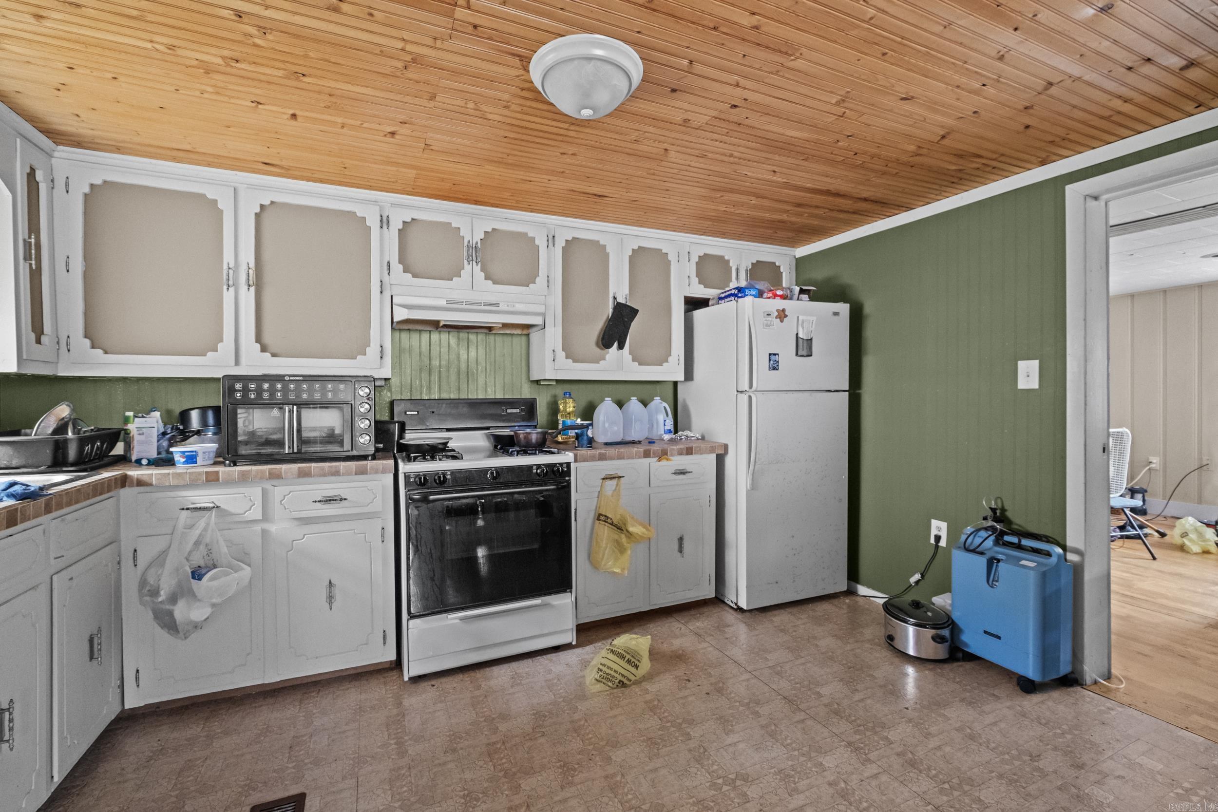 2270 Highway 16  Searcy, AR