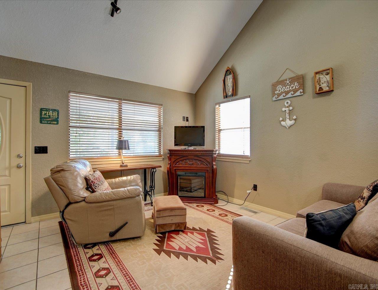156 Shady Oak  Hot Springs, AR