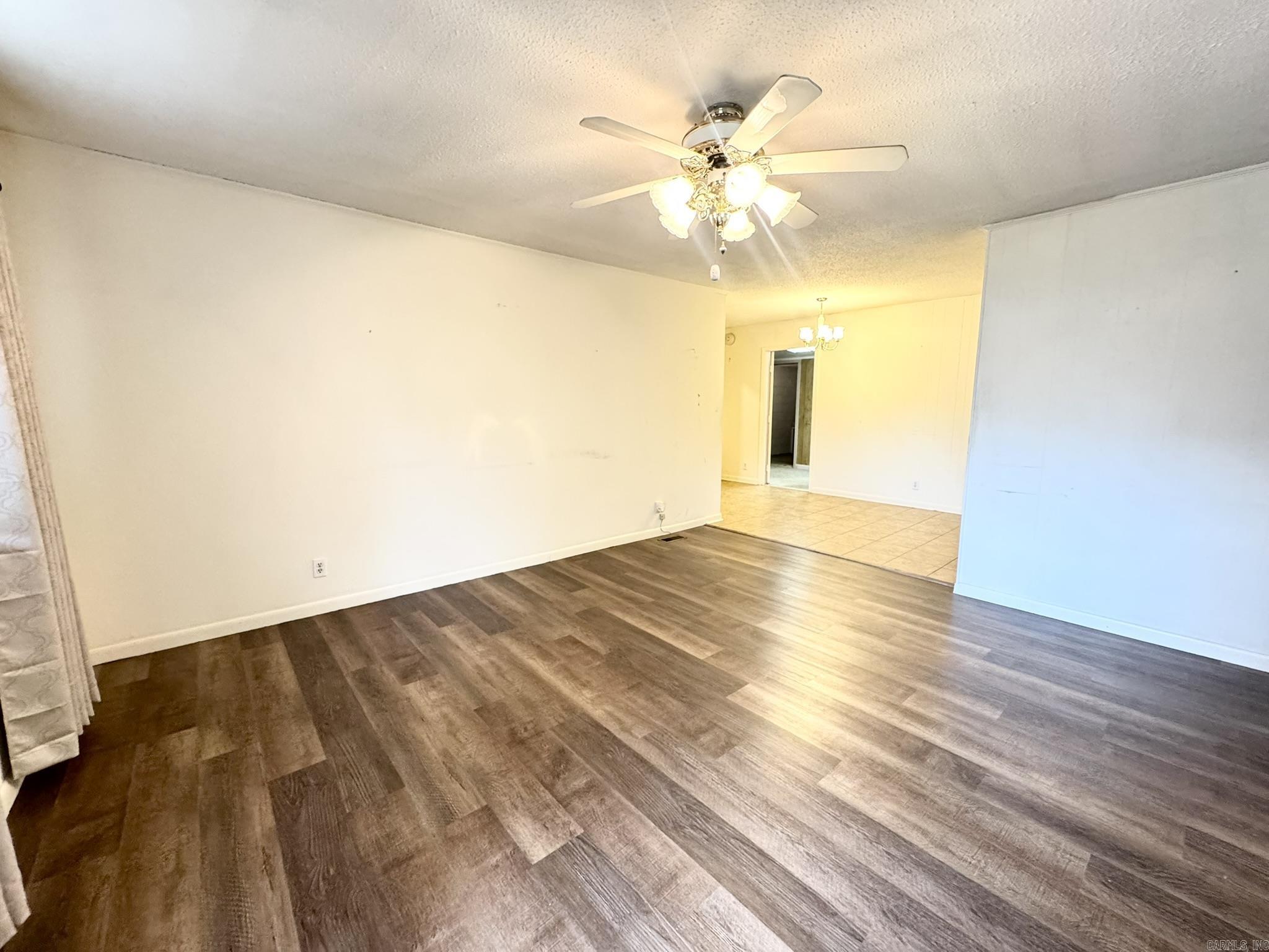607 Clarence Street  Mountain View, AR