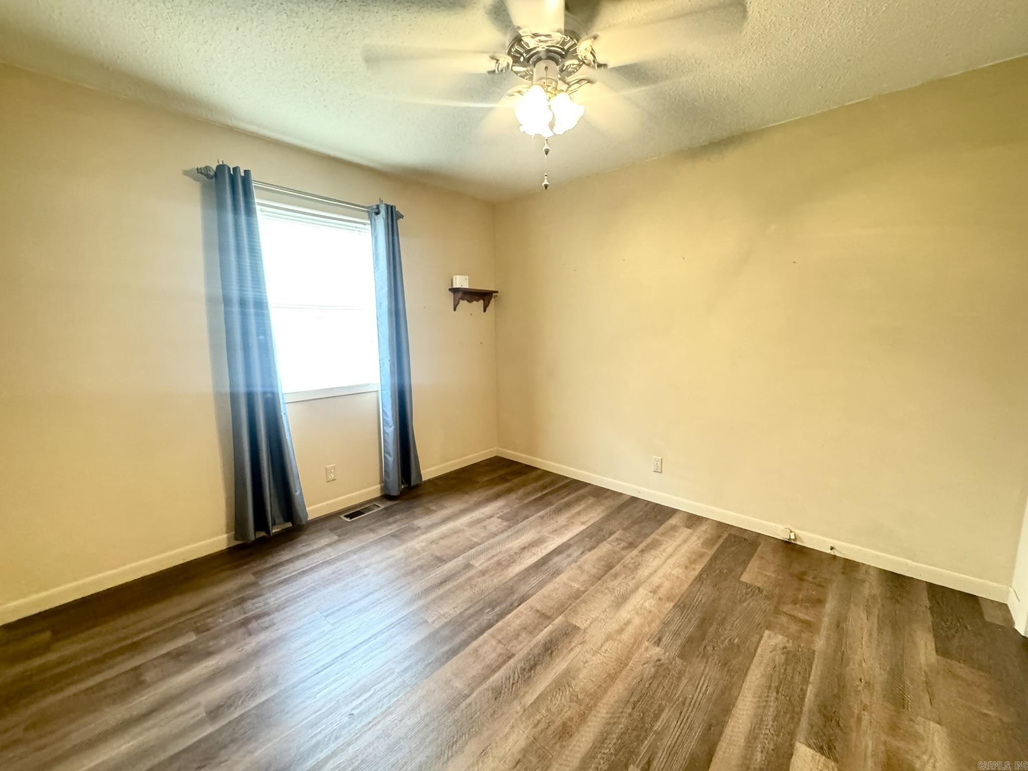 607 Clarence Street  Mountain View, AR