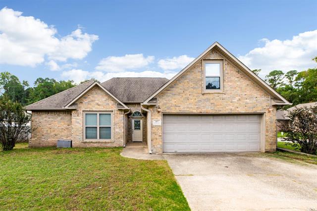 407  Wisteria  Bauxite, AR