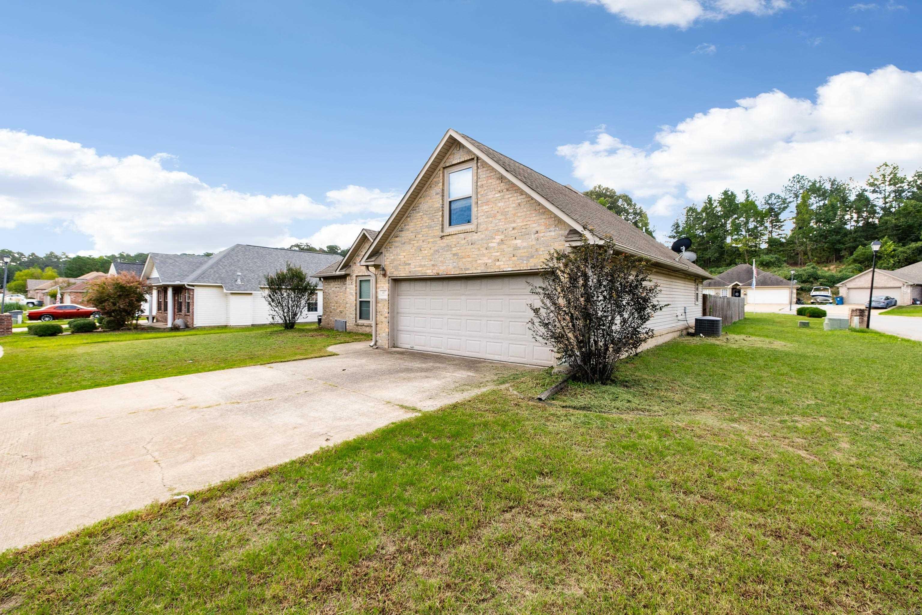 407 Wisteria  Bauxite, AR