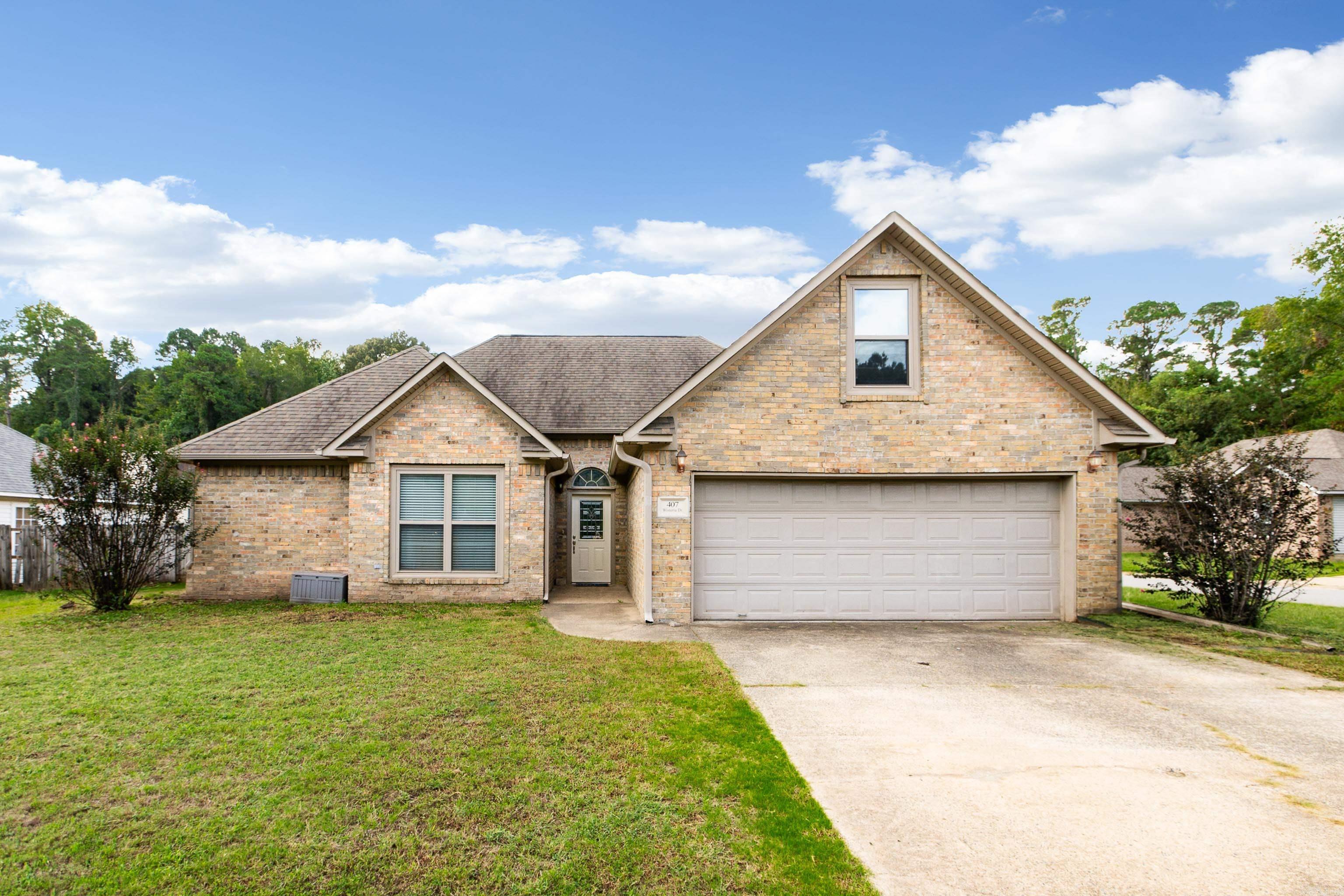407 Wisteria  Bauxite, AR