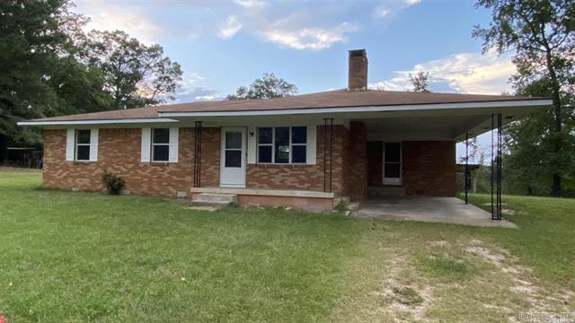 100  Wells  Amity, AR