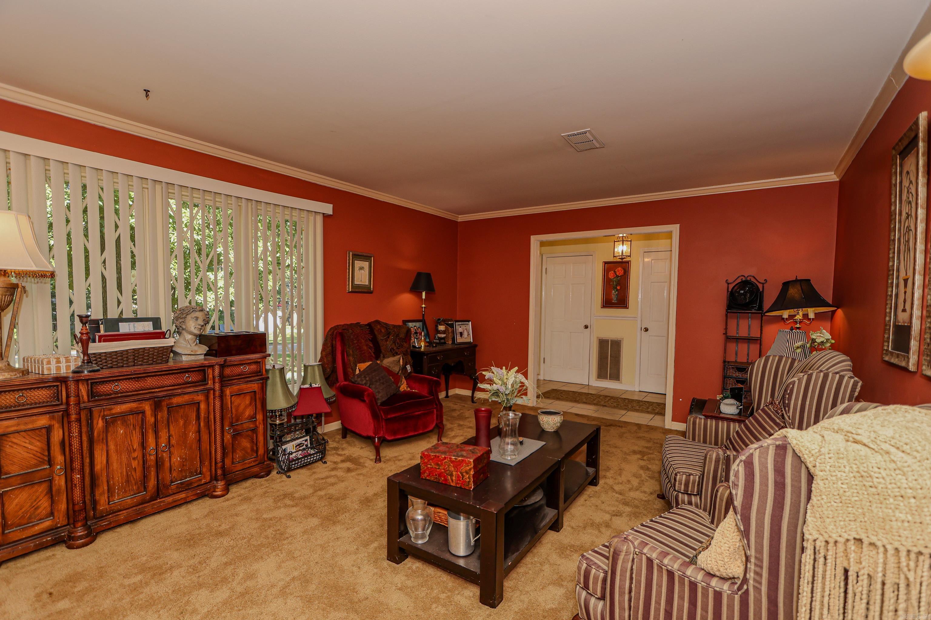 2318 Redbud Dr  Jonesboro, AR