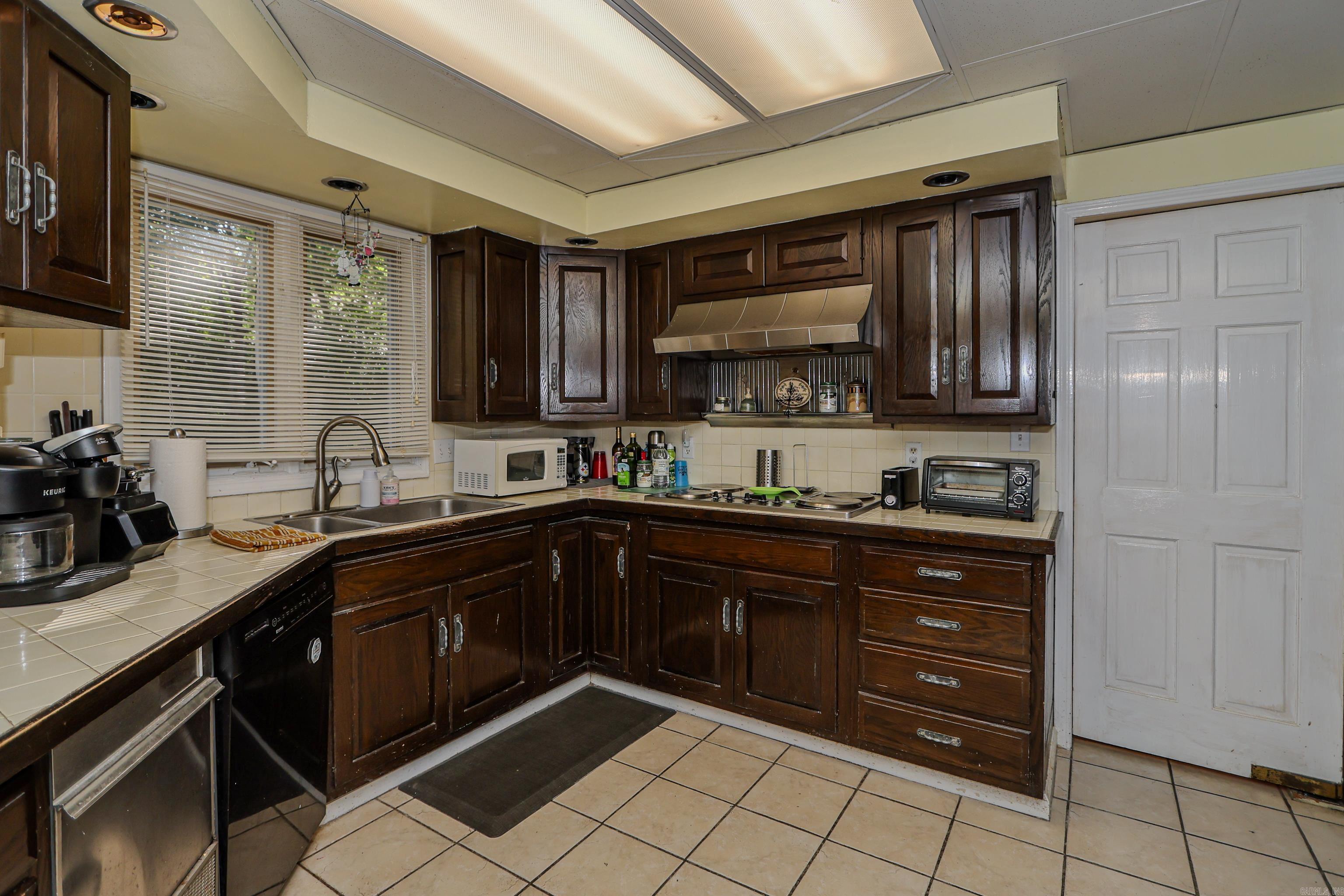 2318 Redbud Dr  Jonesboro, AR