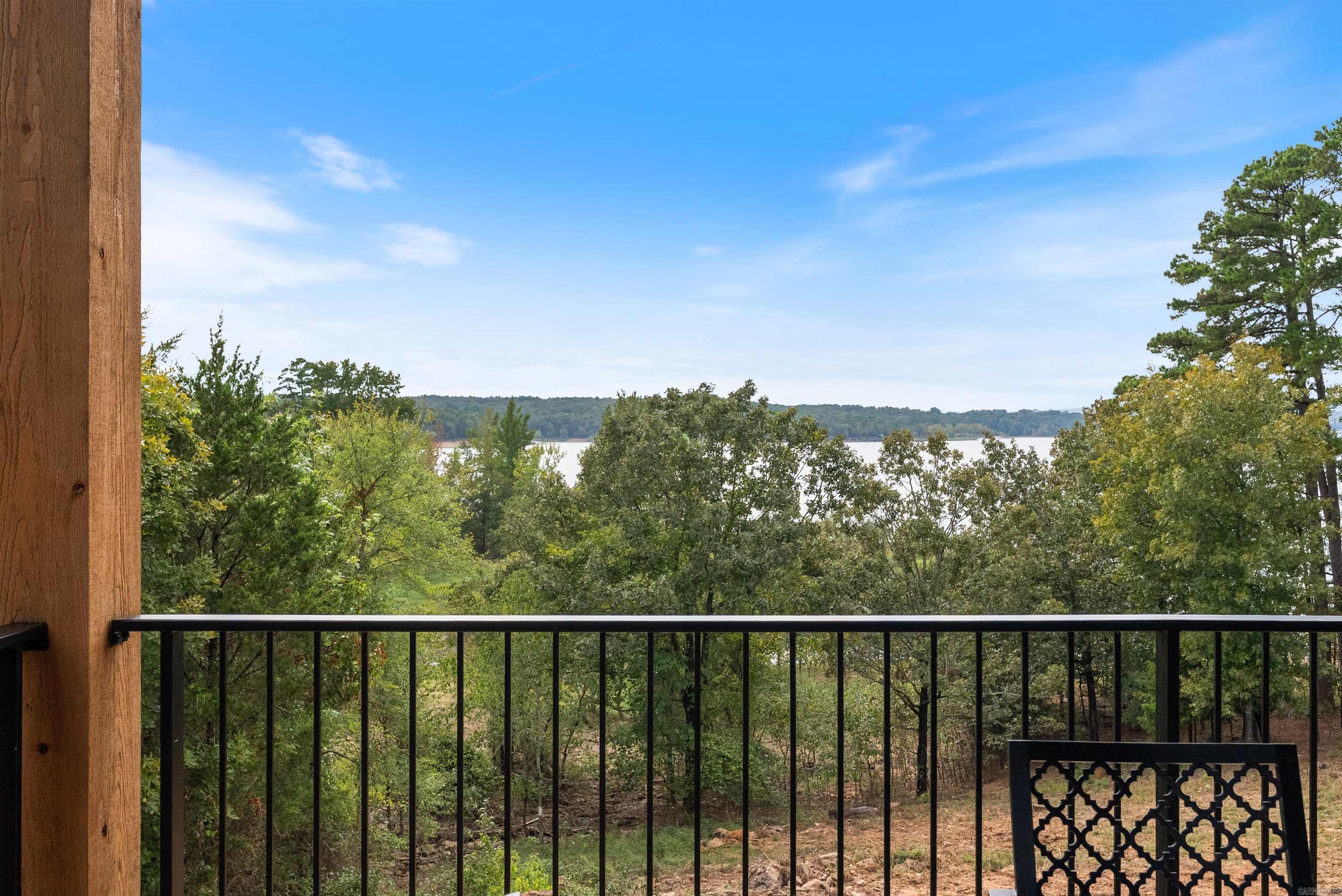 370 Island Shores Dr.  Drasco, AR
