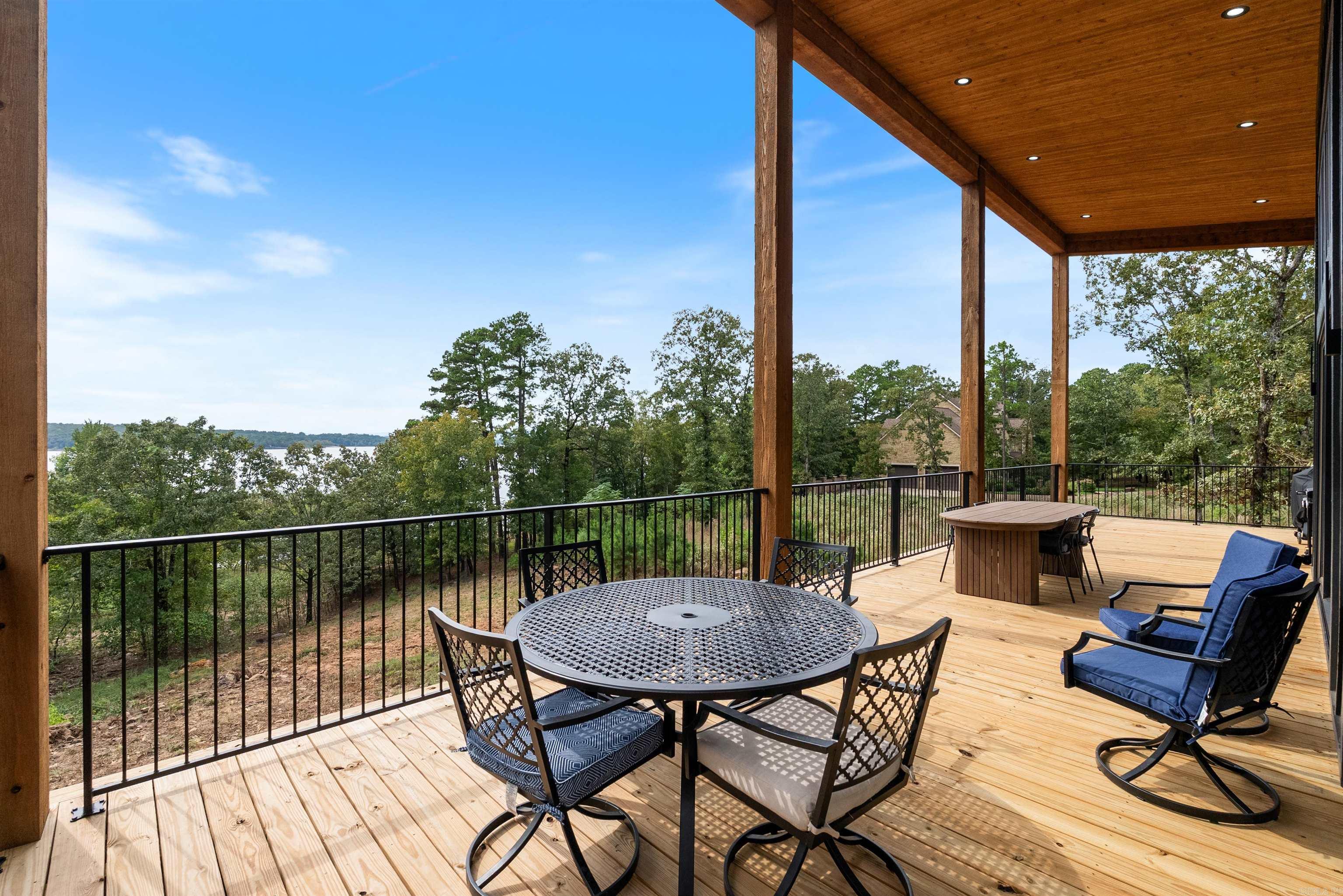370 Island Shores Dr.  Drasco, AR