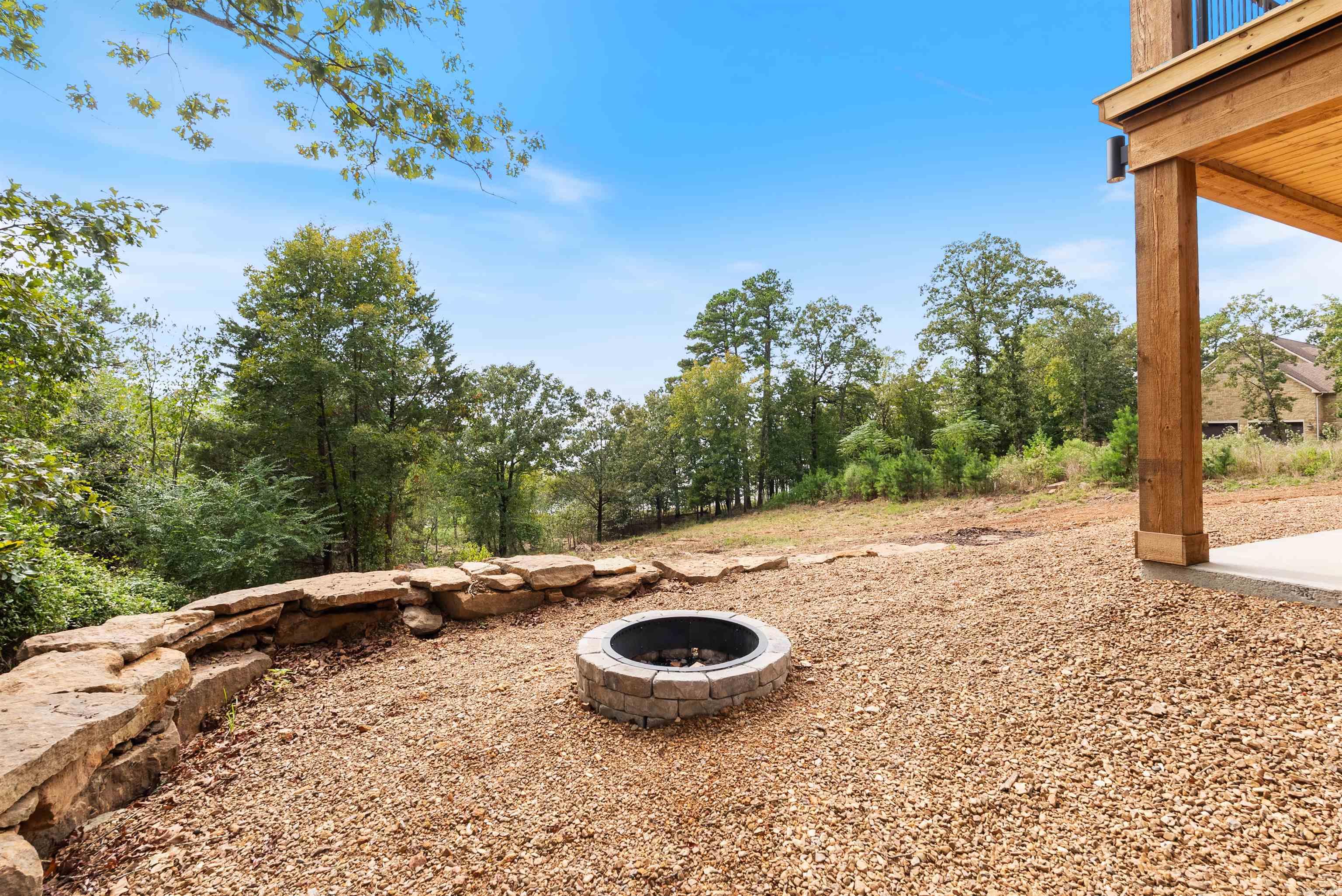 370 Island Shores Dr.  Drasco, AR