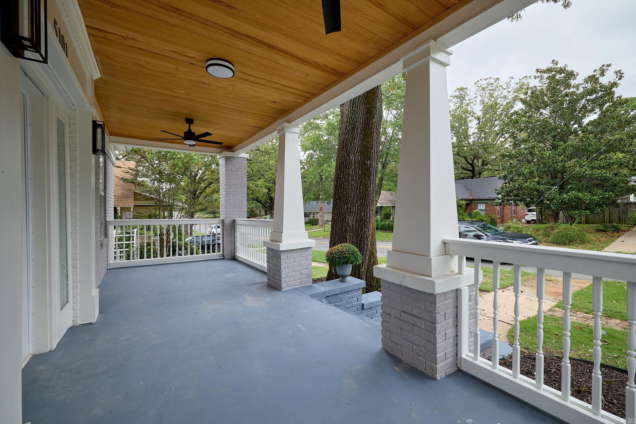 5101 Lee Avenue  Little Elm, AR