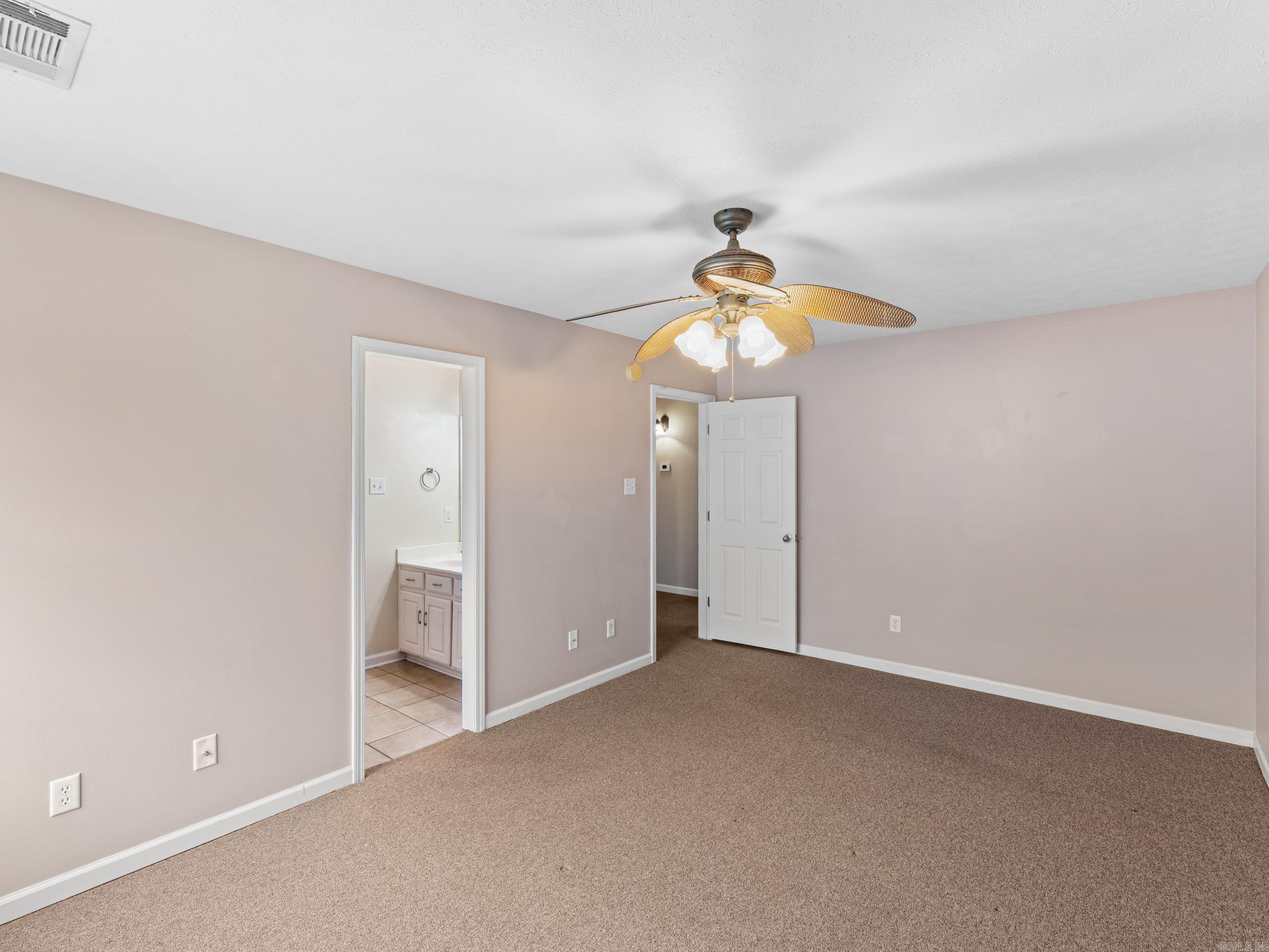 46 Thunderbird  Cabot, AR