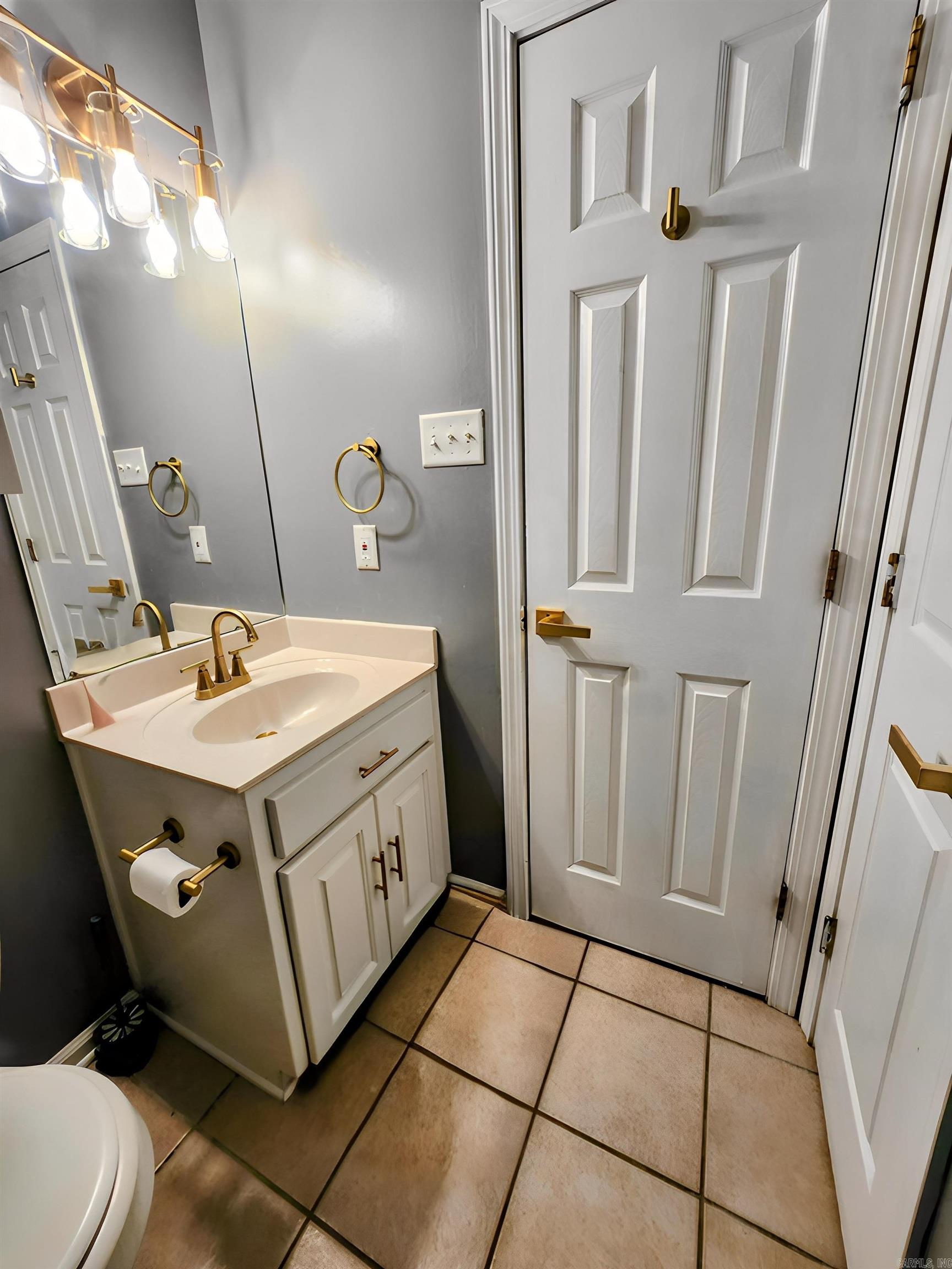 61 Cinnamon  Sherwood, AR