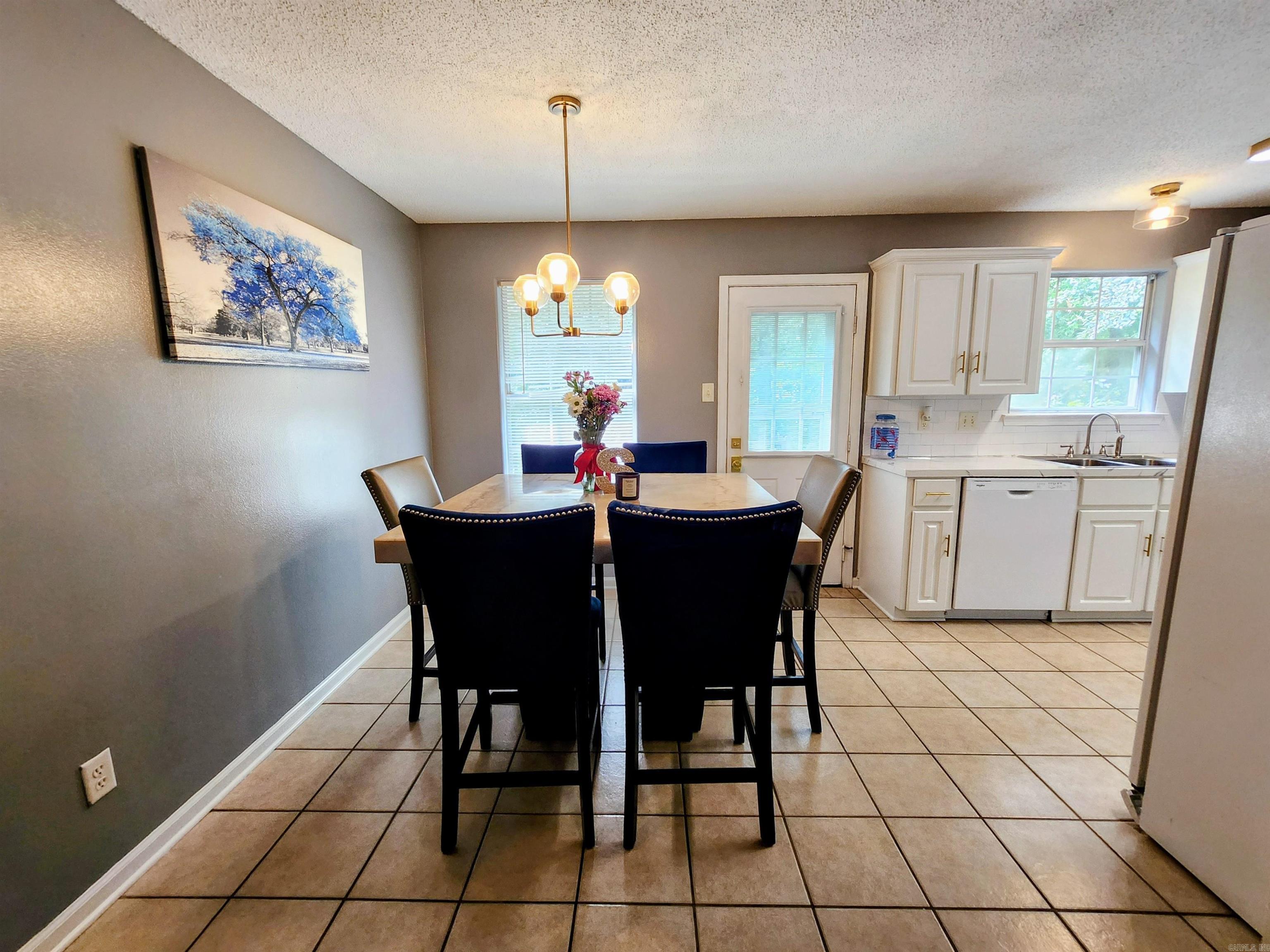 61 Cinnamon  Sherwood, AR