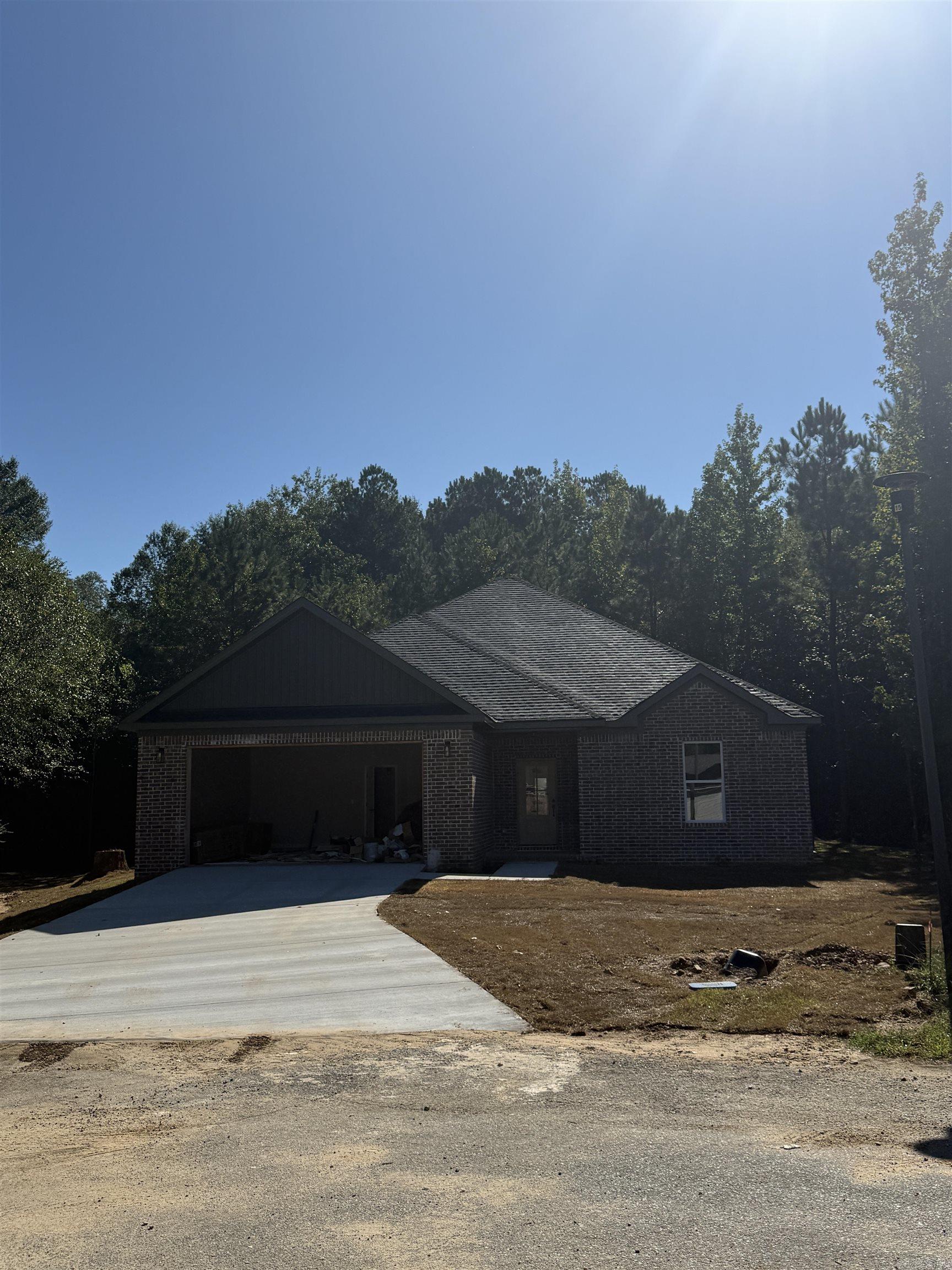 370 Meadow Creek  Haskell, AR