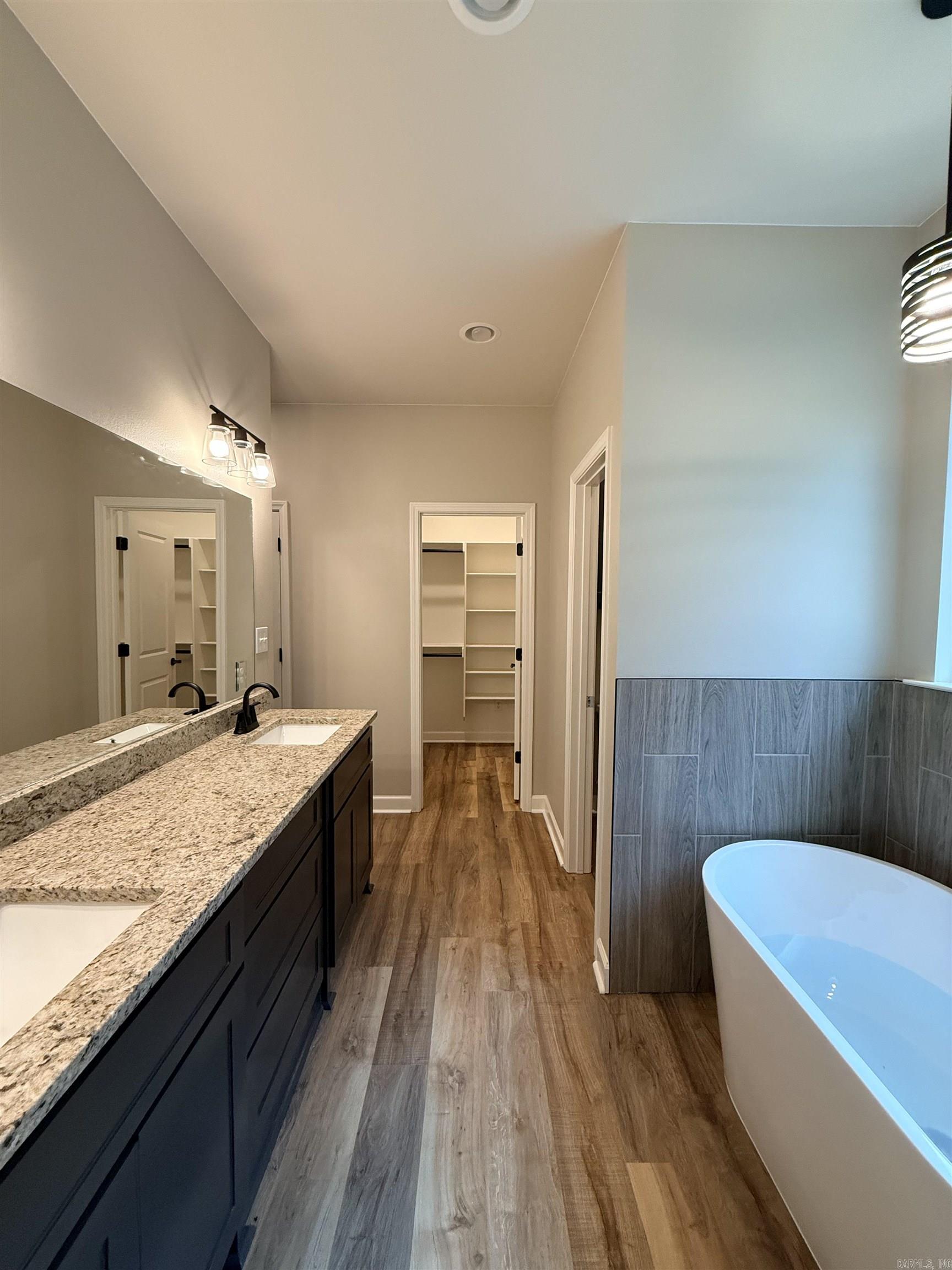 370 Meadow Creek  Haskell, AR