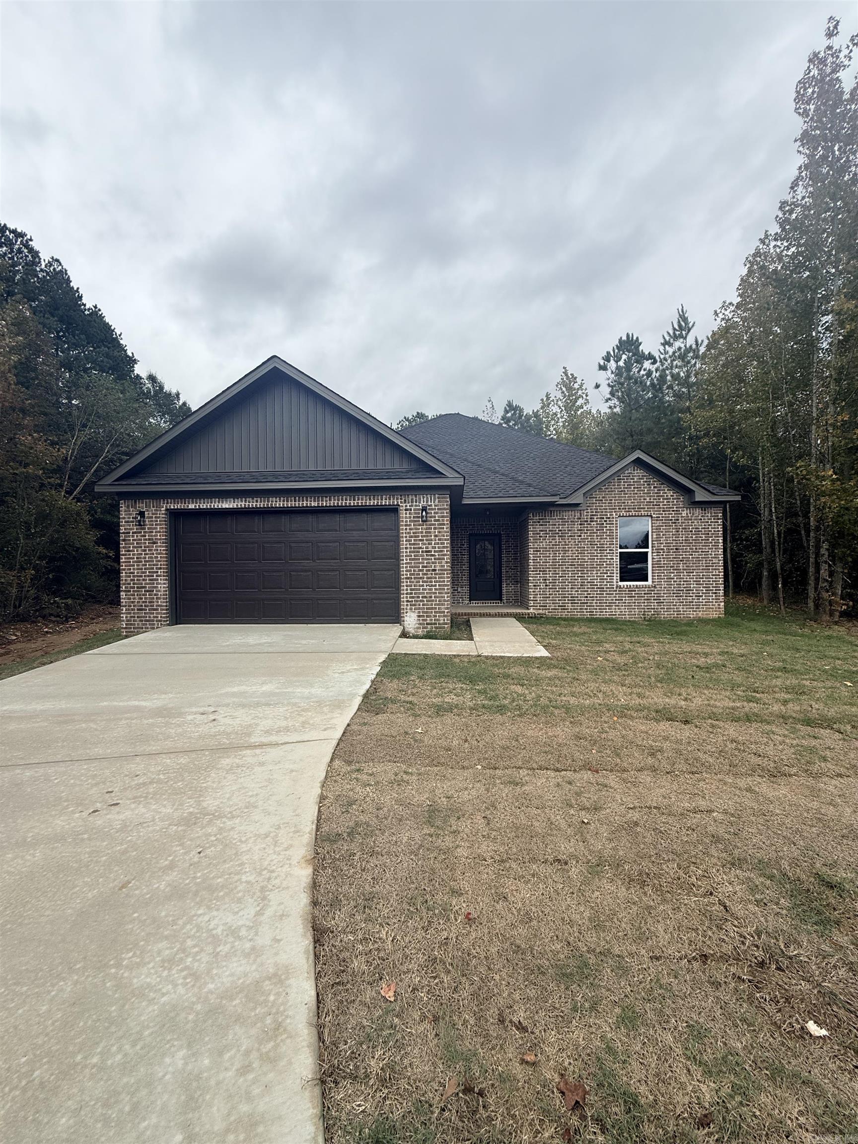 370 Meadow Creek  Haskell, AR
