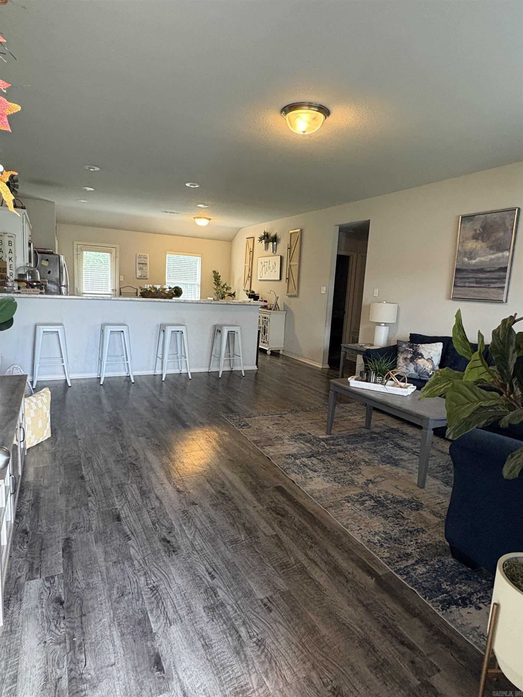6089 saddle hill  Alexander, AR