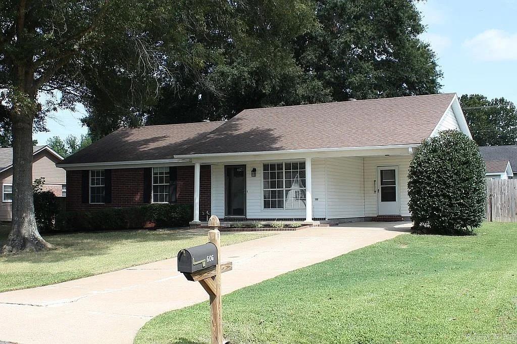 606 Sandy Drive  Beebe, AR