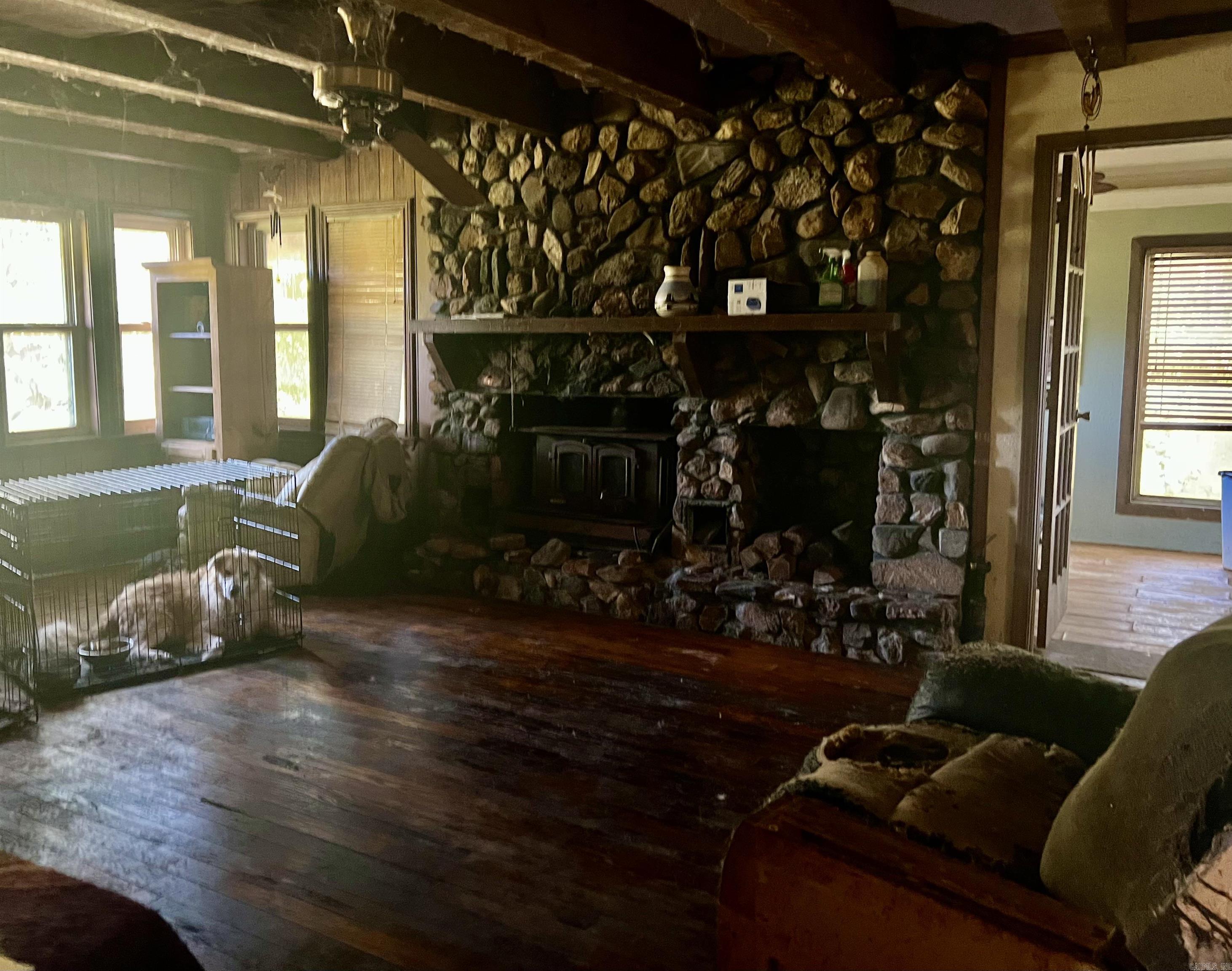 1259 hopper loop  Caddo Gap, AR