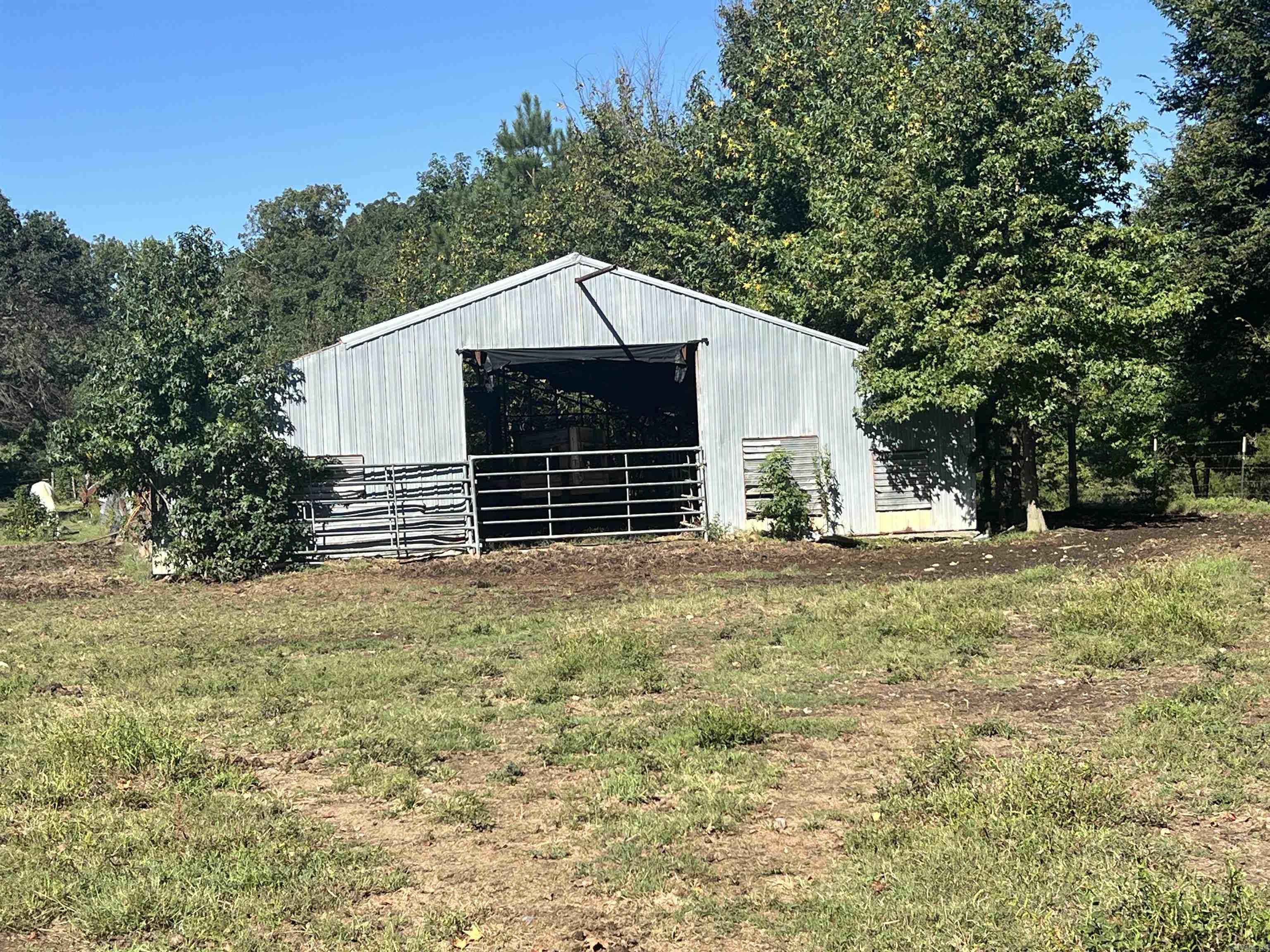 1259 hopper loop  Caddo Gap, AR