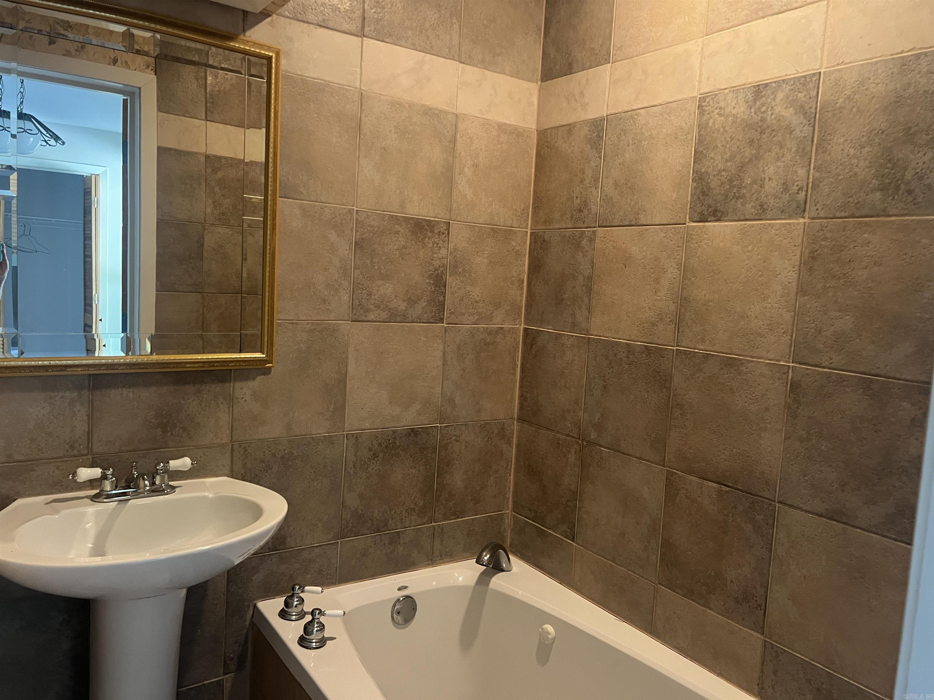 8611 Sulphur Springs  Pine Bluff, AR