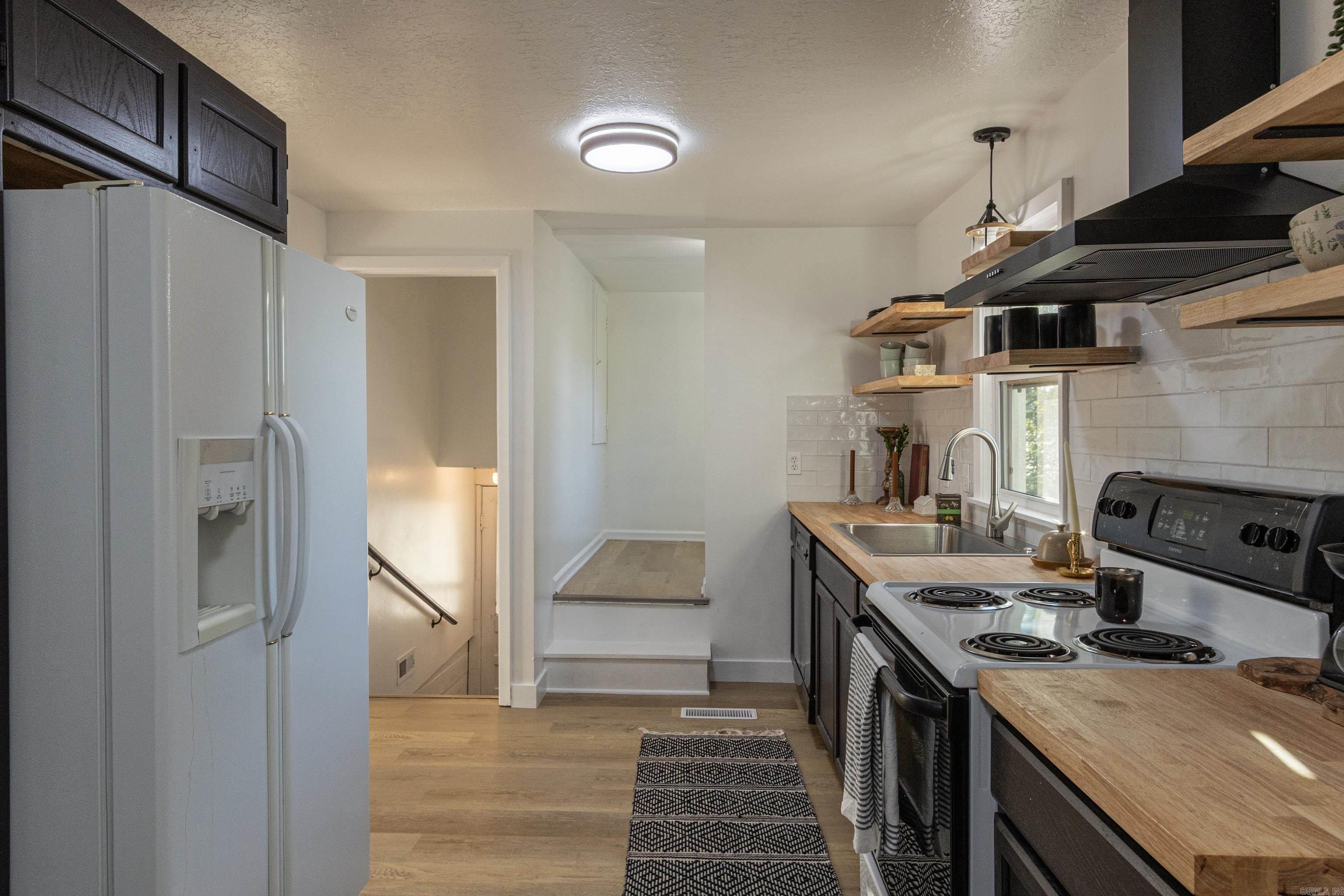 4214 W kingshighway Paragould, AR 72450