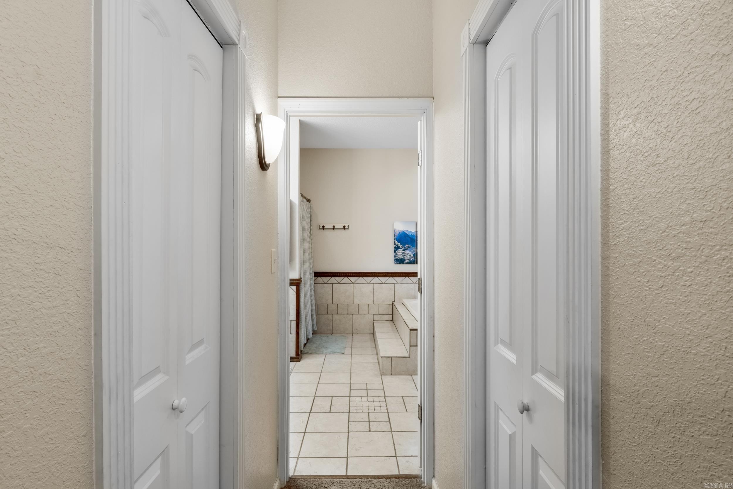 1052 Gravel Hill  Romance, AR