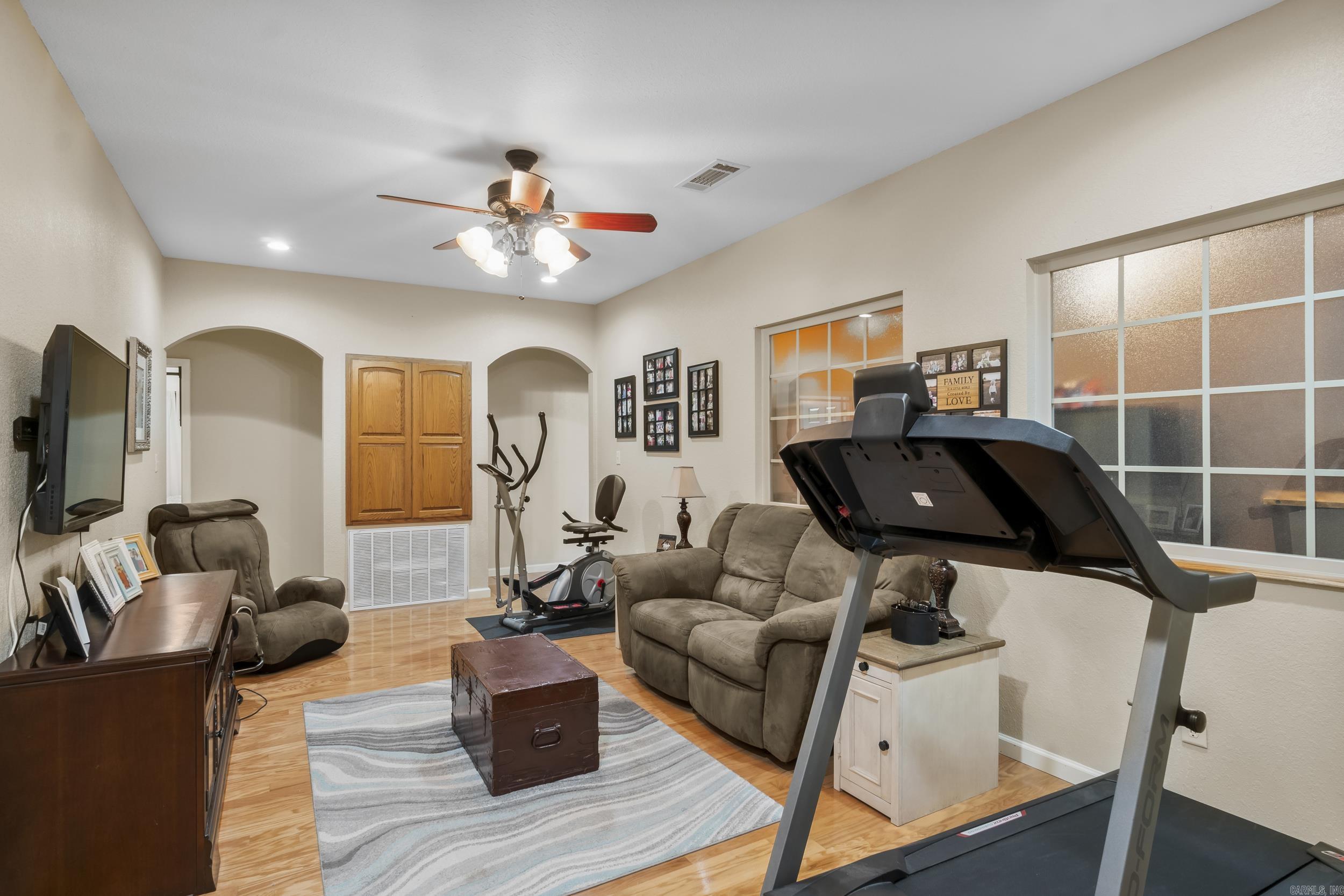 1052 Gravel Hill  Romance, AR