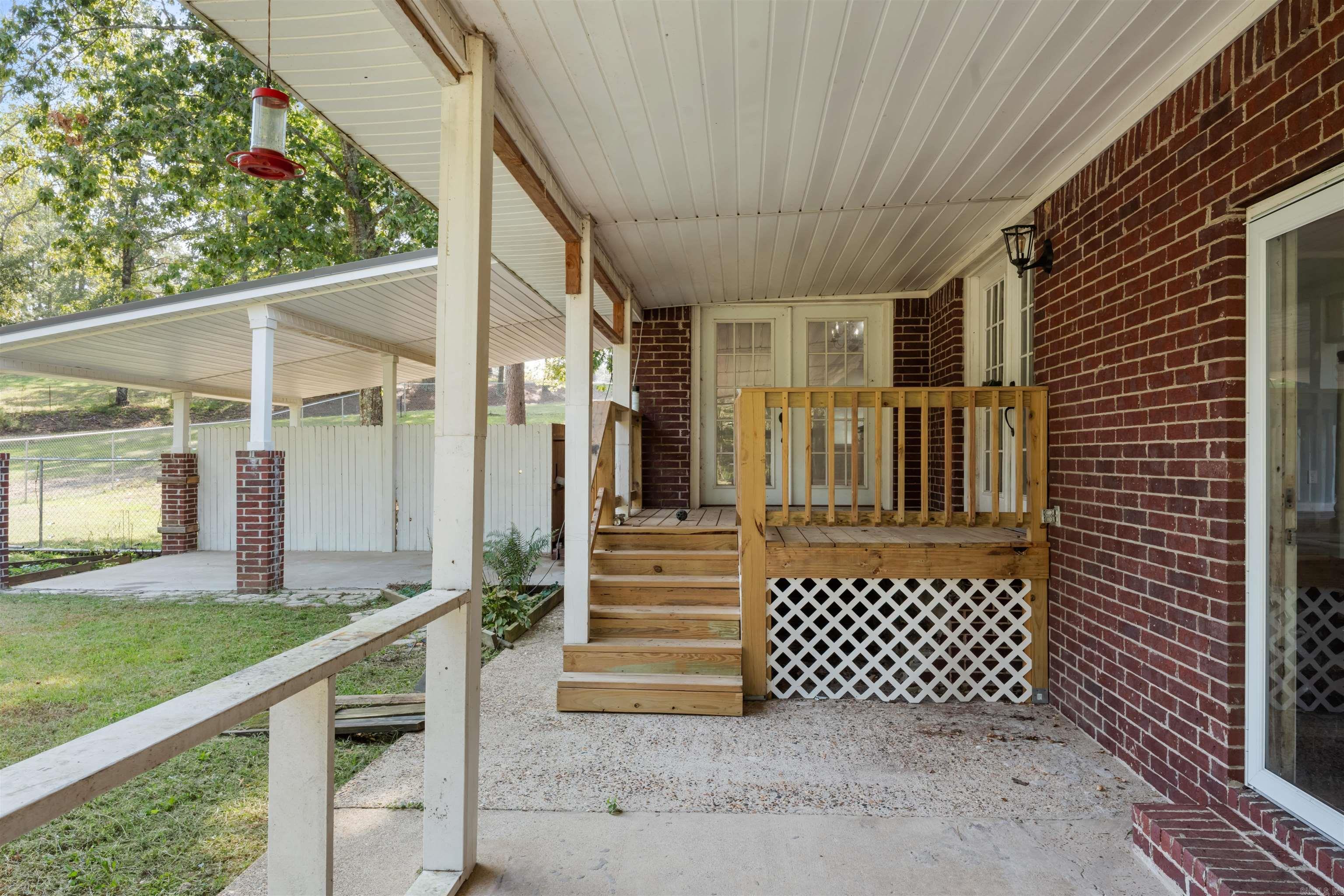 212 COUNTRY CLUB RD  Malvern, AR