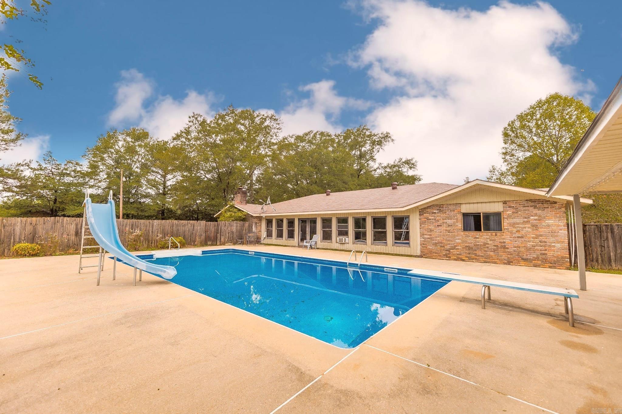 115 Ouachita 387  Camden, AR